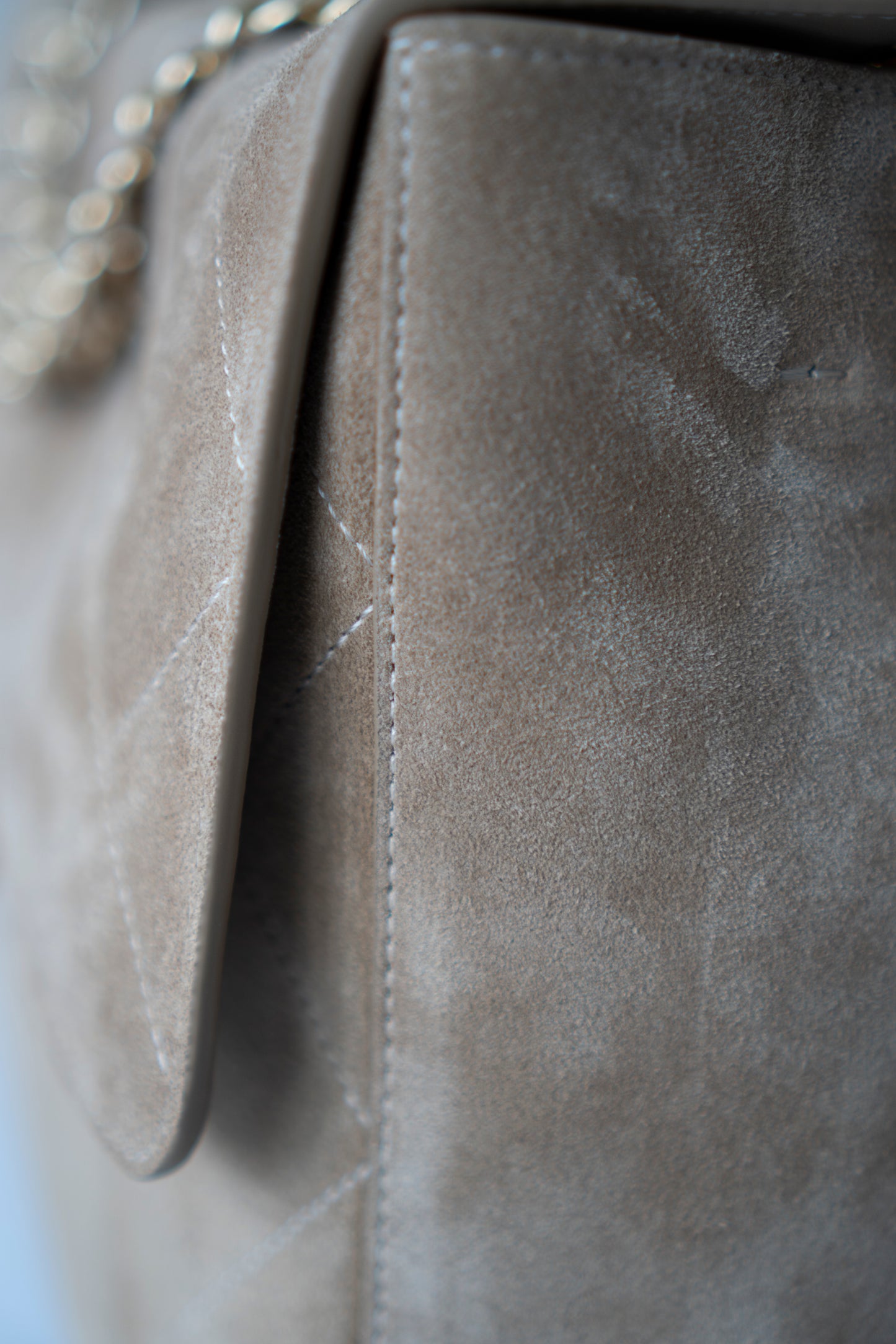 Maxi Flap – Beige Suede Bonaudo Leather with Gold Hardware