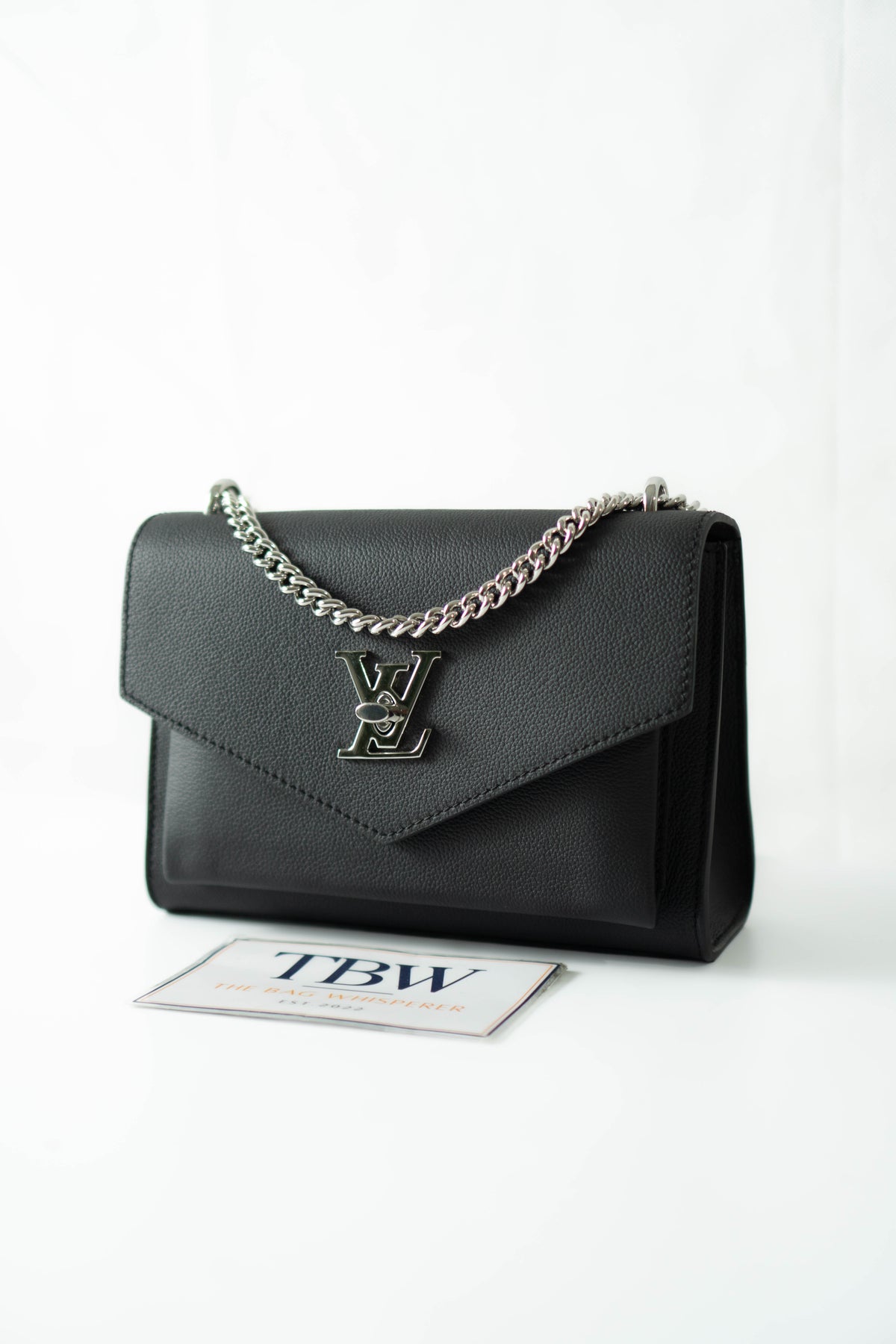 Lockme Chain PM – Black Grained Calfskin with Silver Hardware