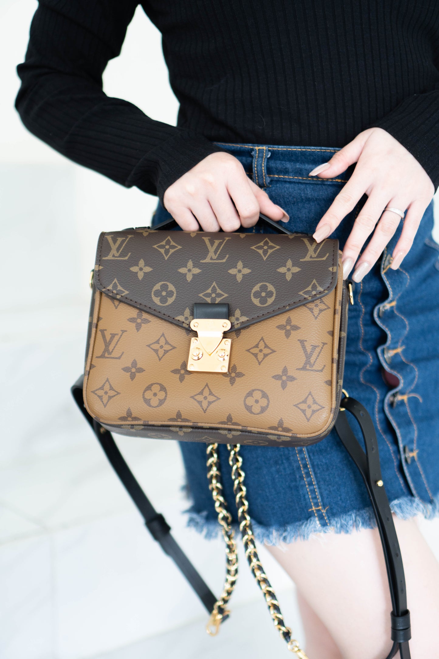 Pochette Metis MM in Monogram and Reverse Monogram with Gold Hardware