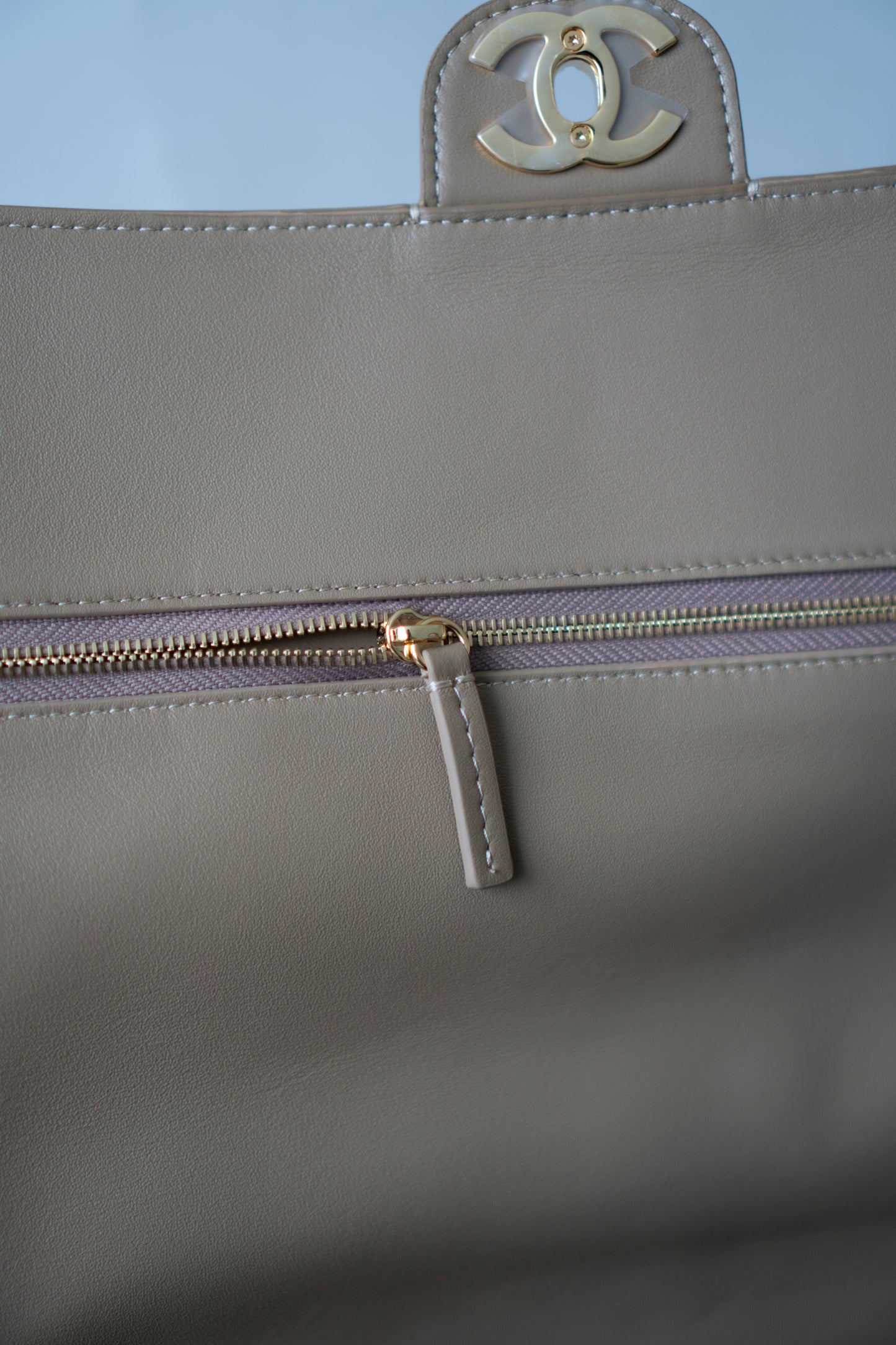 Maxi Flap – Beige Suede Bonaudo Leather with Gold Hardware