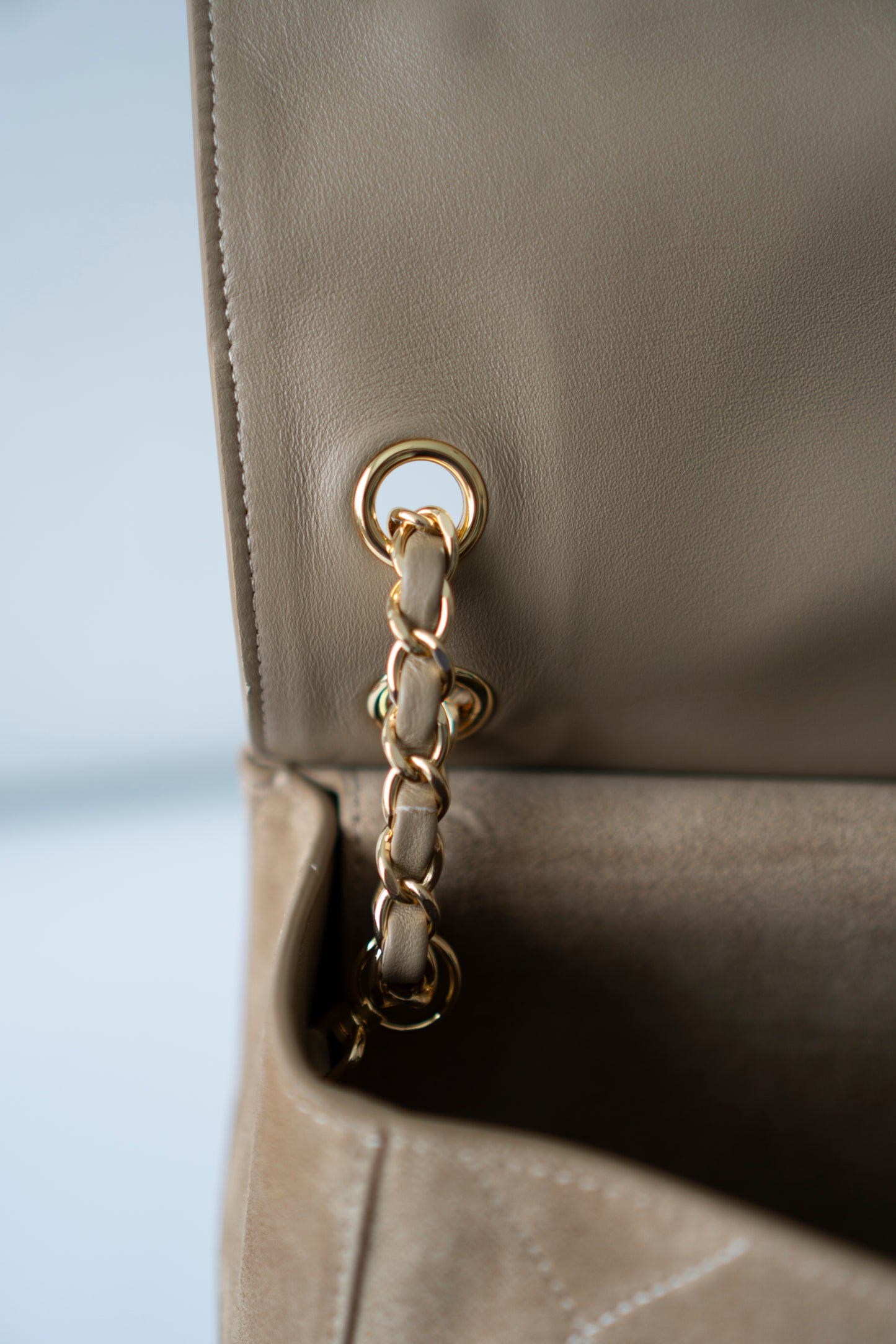 Maxi Flap – Beige Suede Bonaudo Leather with Gold Hardware