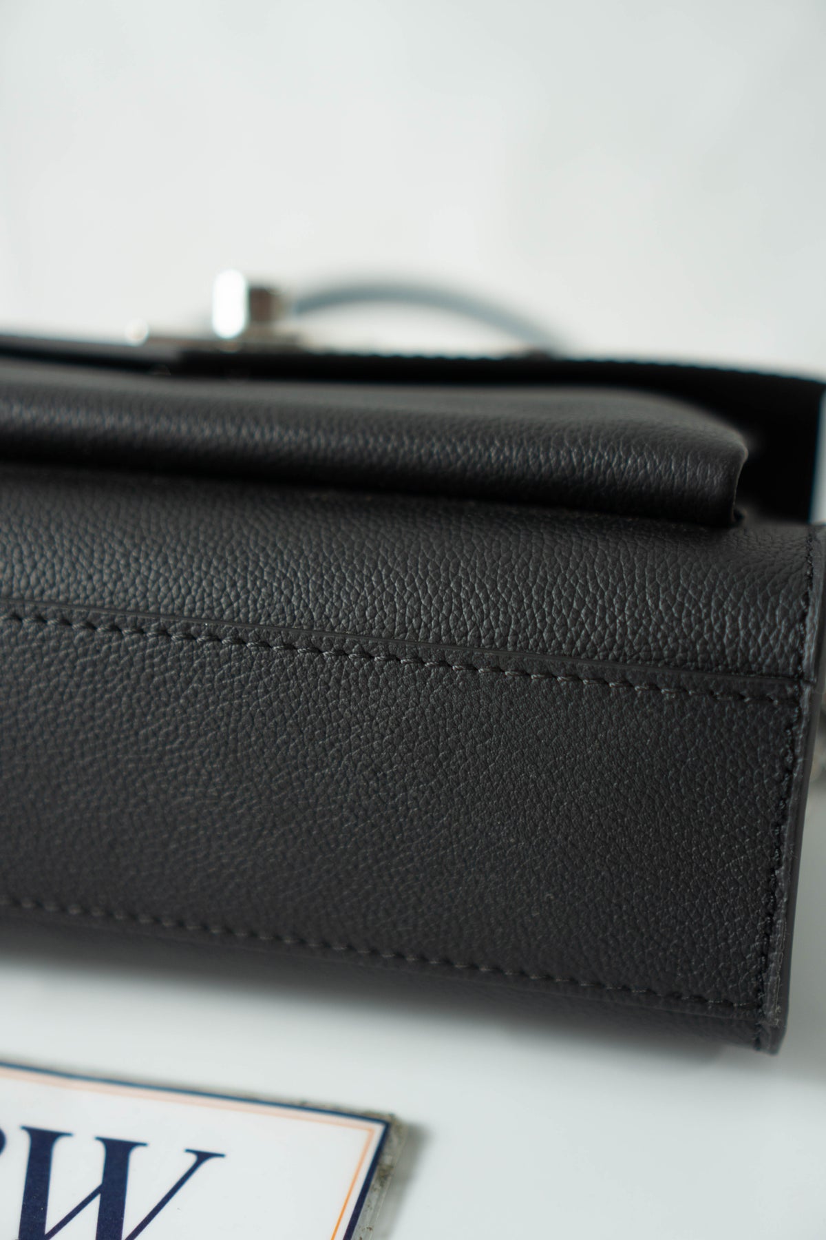 Lockme Chain PM – Black Grained Calfskin with Silver Hardware