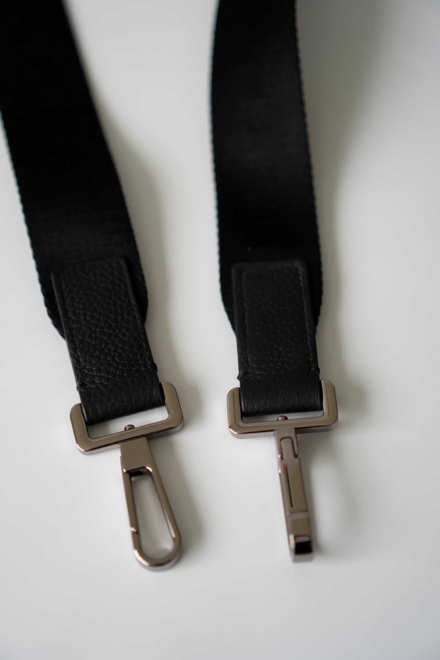 Saddle Triple Pouch – Beige &amp; Black Oblique Jacquard