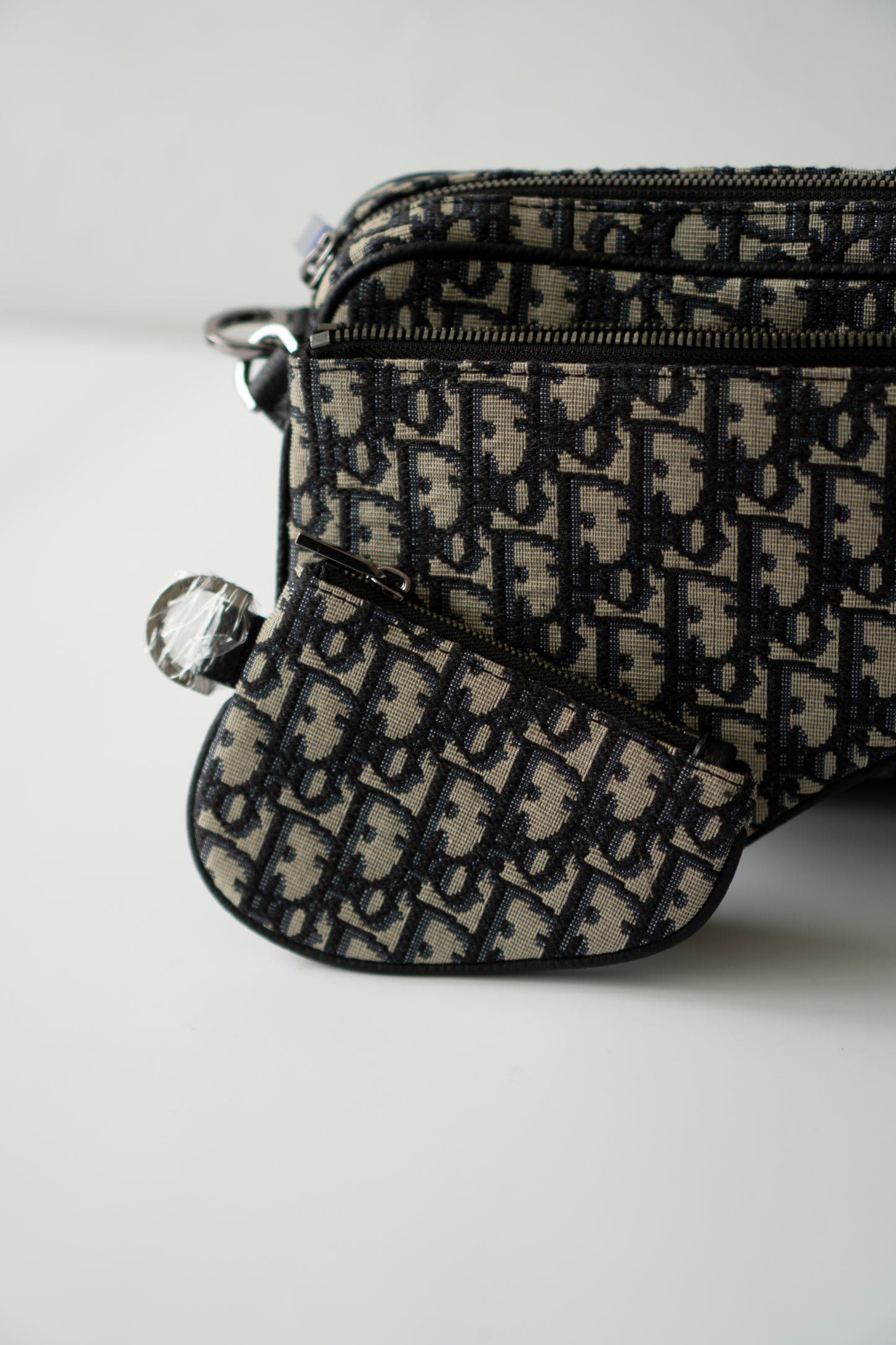 Saddle Triple Pouch – Beige &amp; Black Oblique Jacquard