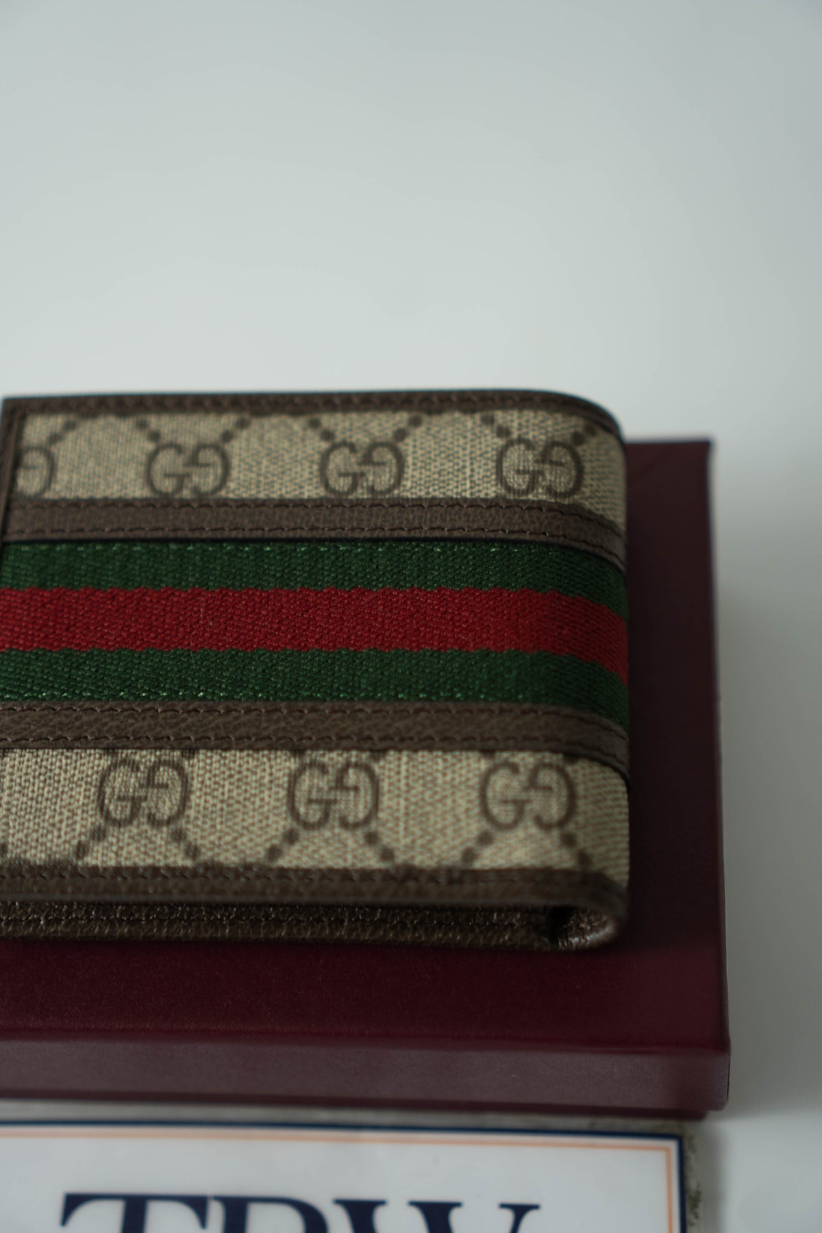 Ophidia GG Web Bifold Wallet – Beige & Ebony Supreme Canvas
