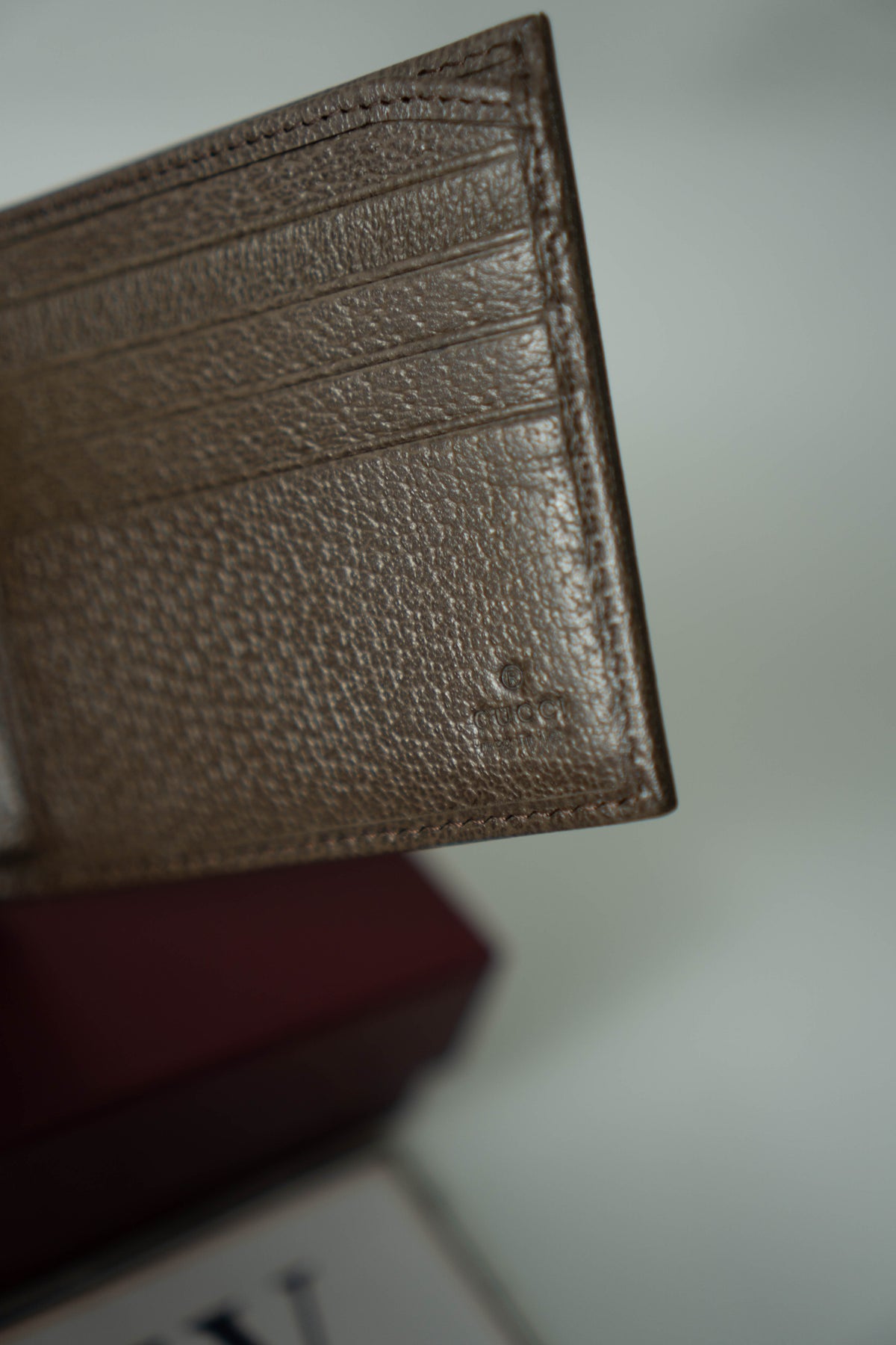Ophidia GG Web Bifold Wallet – Beige & Ebony Supreme Canvas