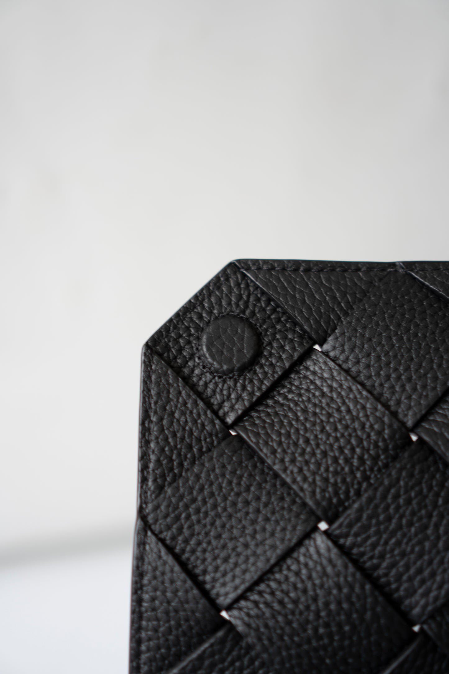 Diago Crossbody – Black Grained Calfskin Leather