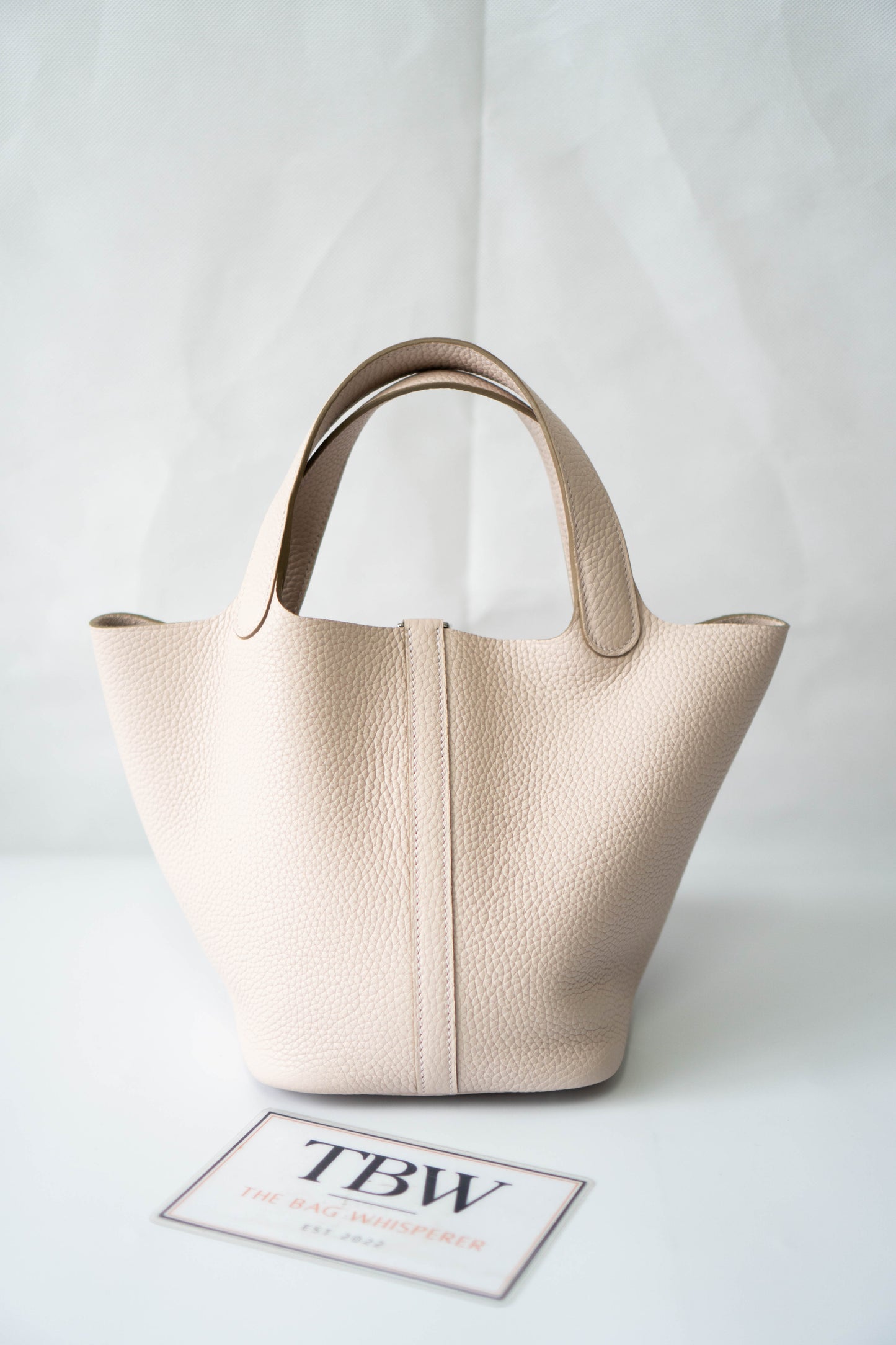 Pico Bucket Bag 18 – Mauve Pale Clemence with Palladium Hardware