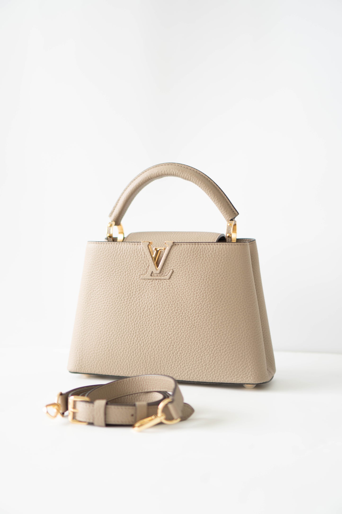 CapucinesBB in Taupe Taurillon with Gold hardware