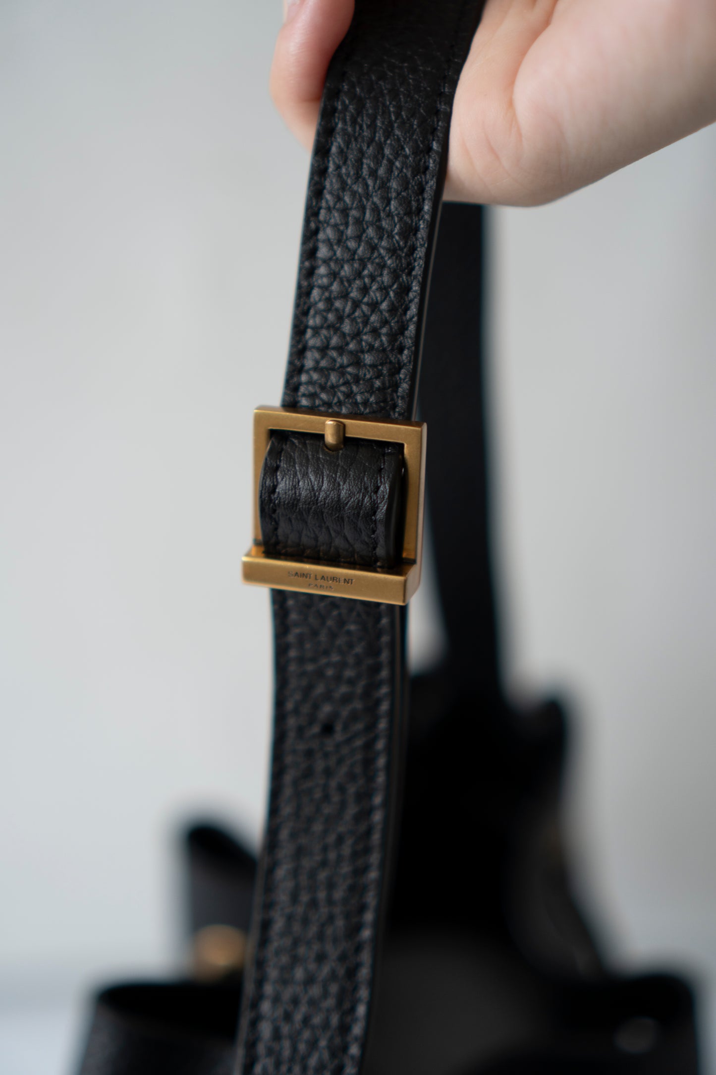 Paris VII Small Hobo – Grained Deer Leather