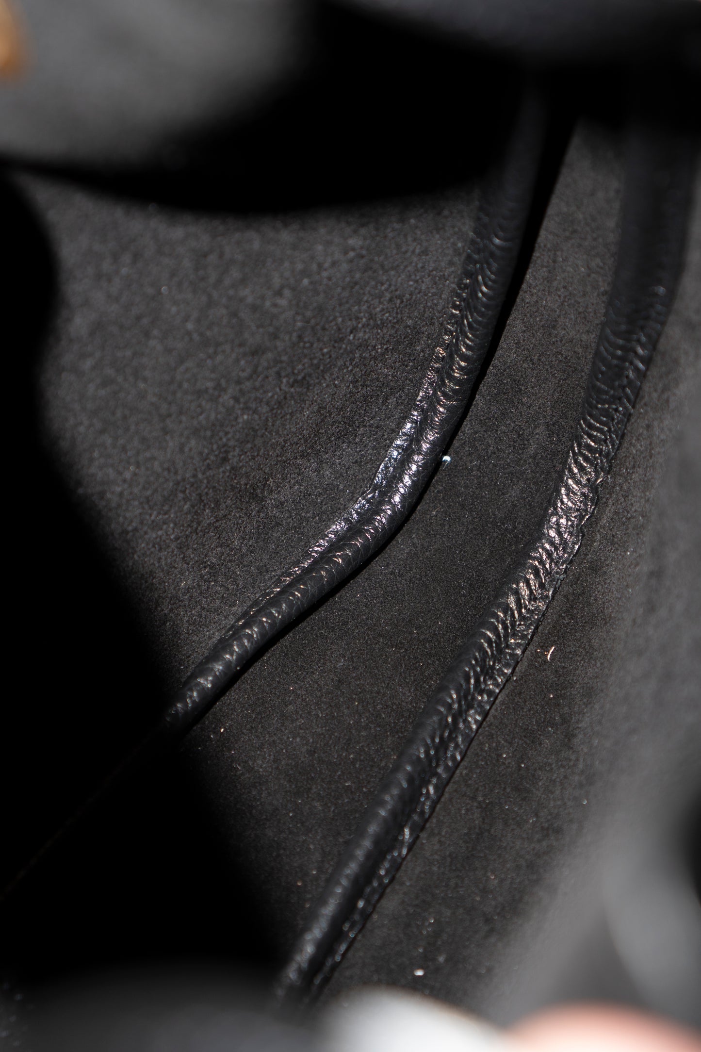 Paris VII Small Hobo – Grained Deer Leather