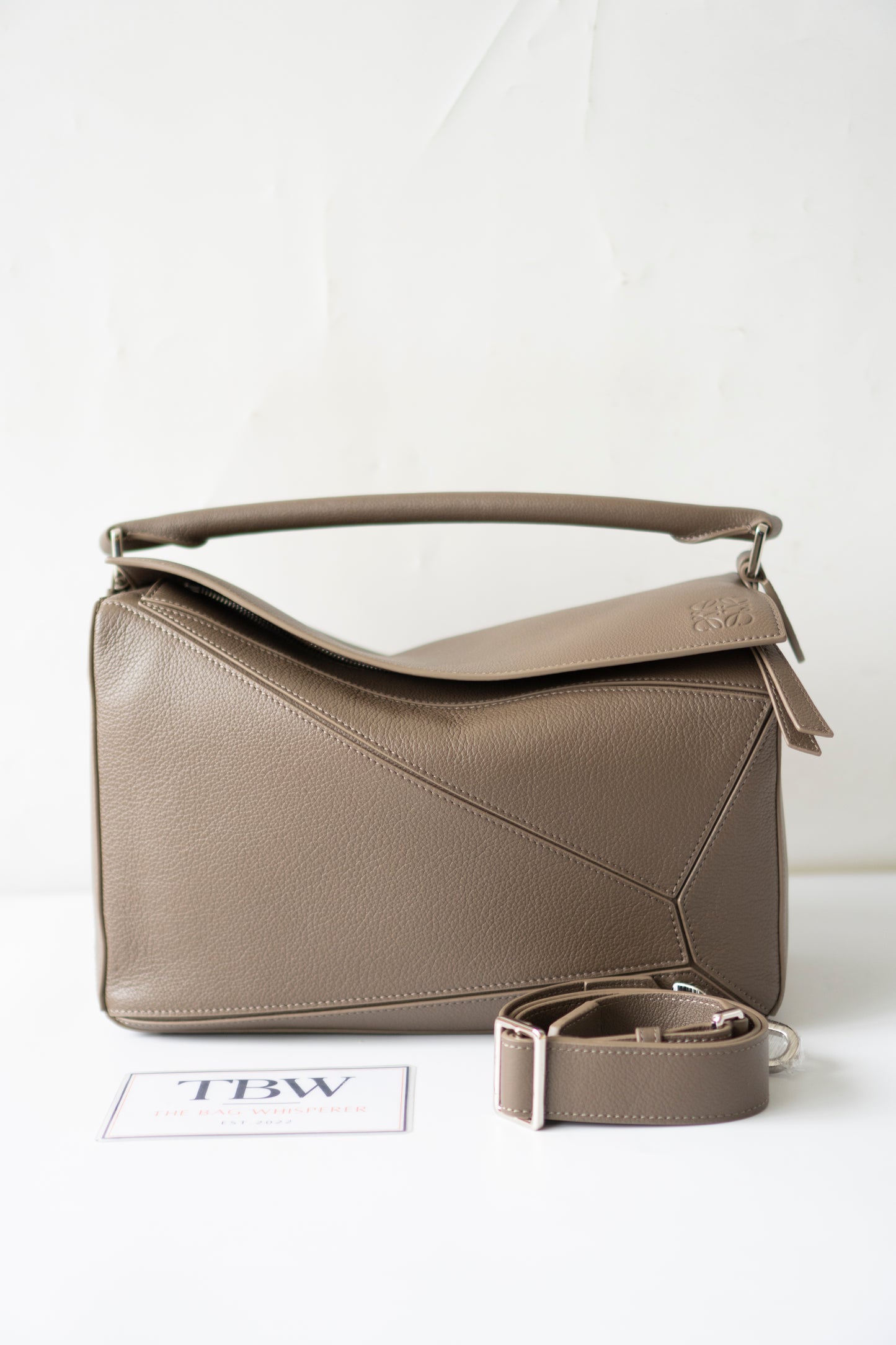 Puzzle Large – Taupe Gray Grained Leather