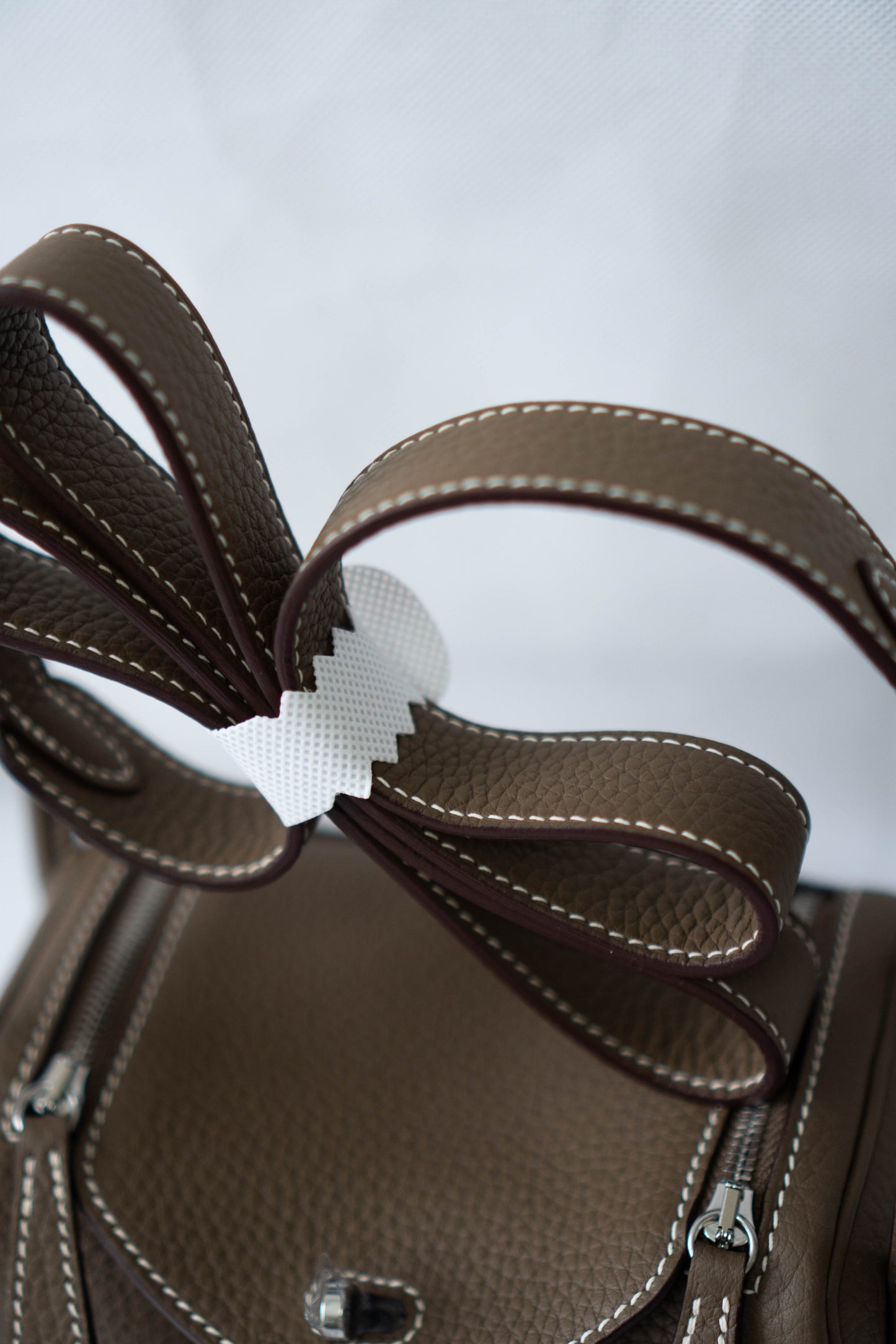 Mini Lind – Etoupe Clemence with Palladium Hardware