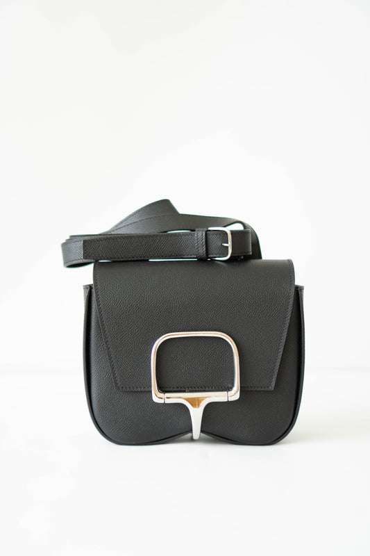 Della in Noir Epsom with Palladium Hardware