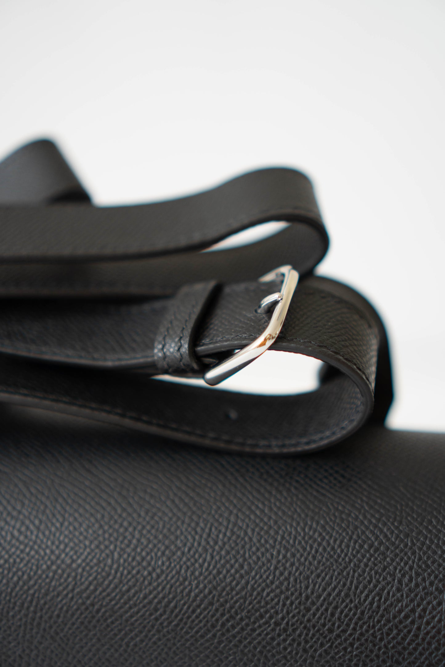 Della in Noir Epsom with Palladium Hardware