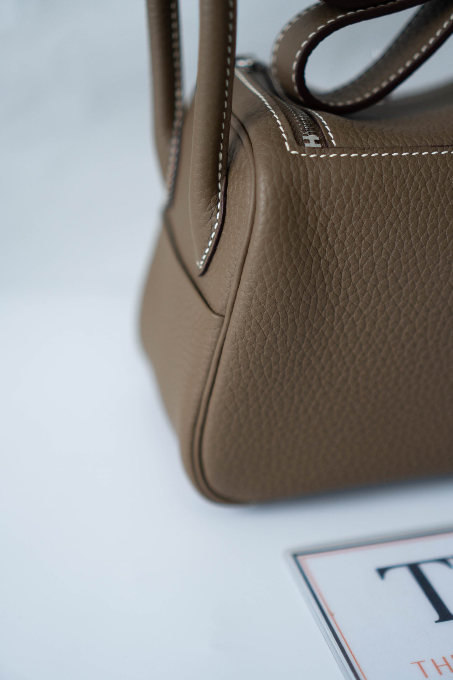 Mini Lind – Etoupe Clemence with Palladium Hardware