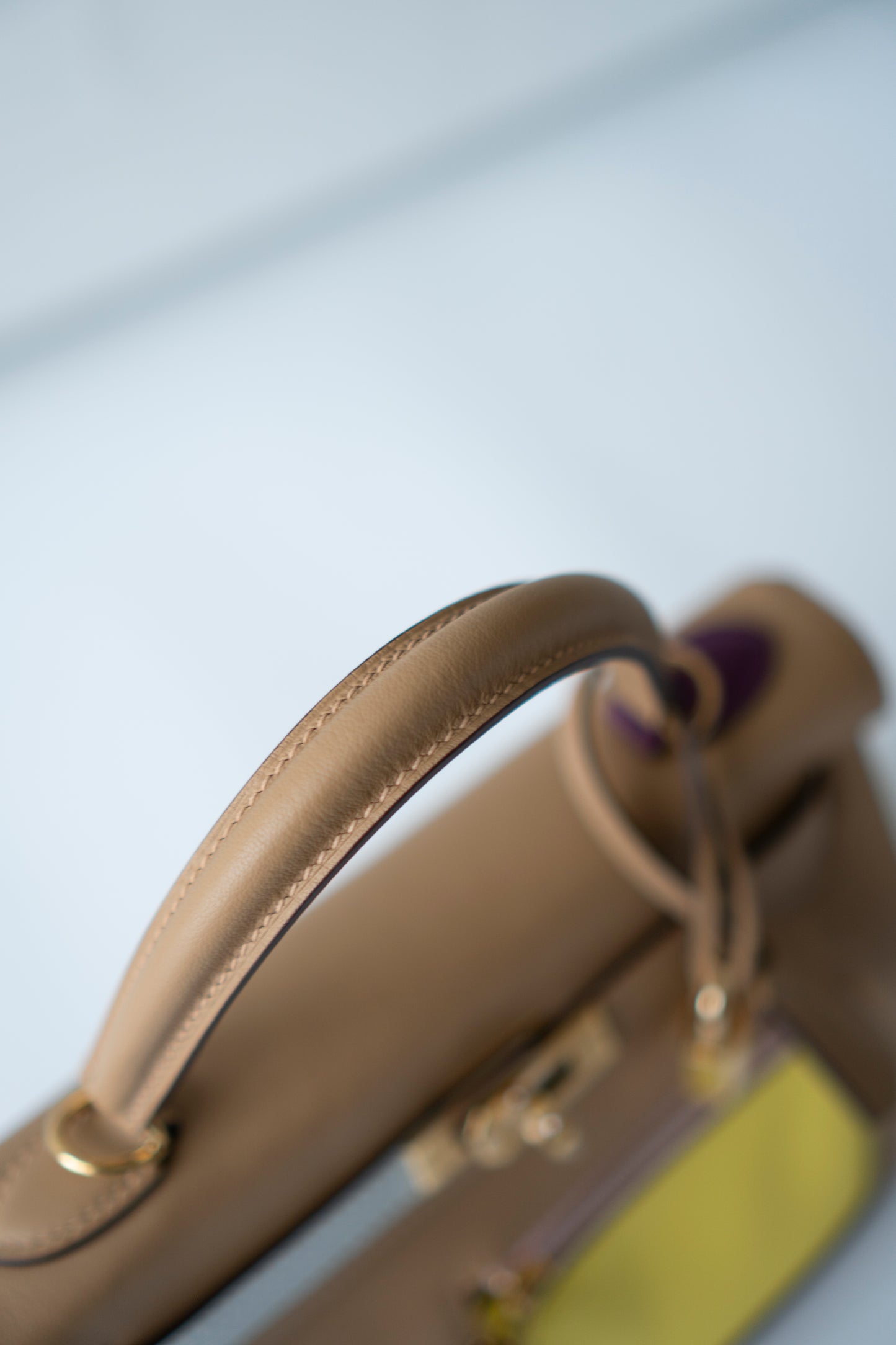 KL 25 Colormatic – Swift Leather with Gold Hardware