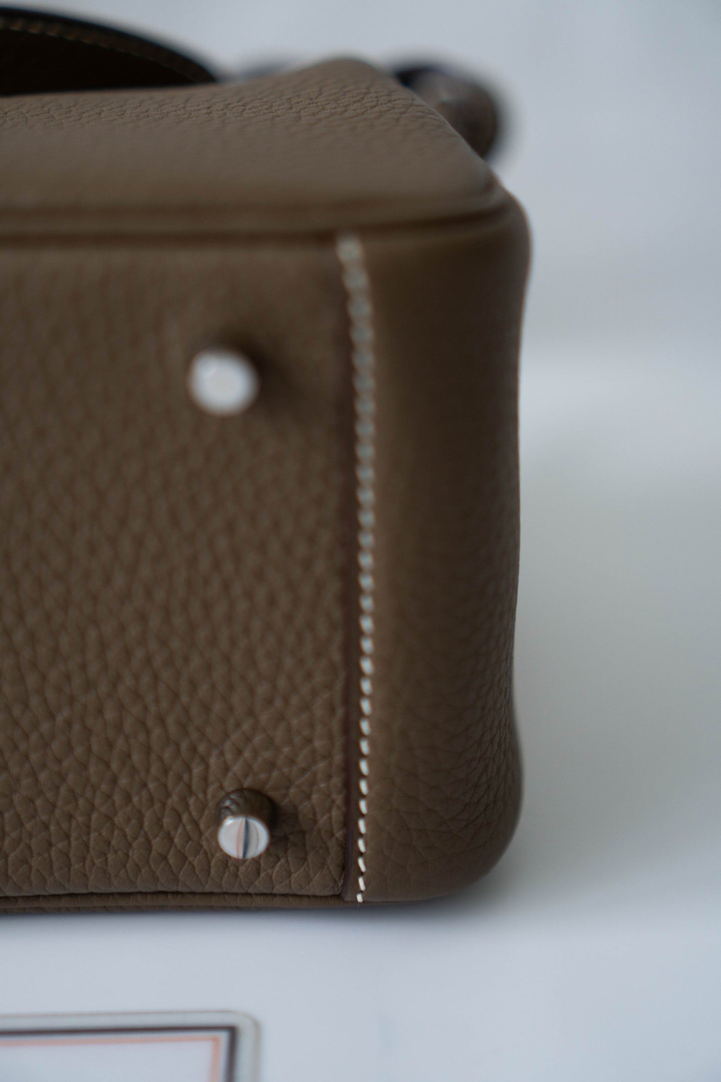 Mini Lind – Etoupe Clemence with Palladium Hardware