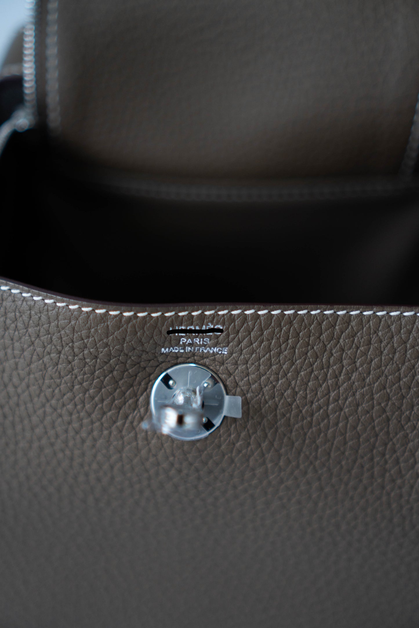 Mini Lind – Etoupe Clemence with Palladium Hardware