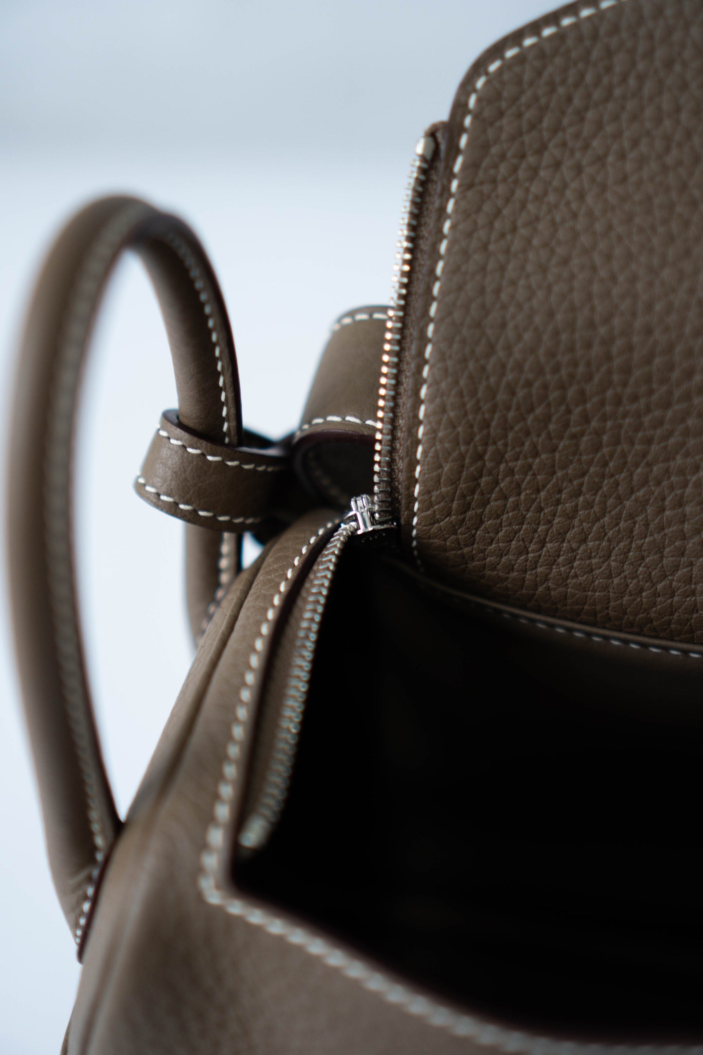 Mini Lind – Etoupe Clemence with Palladium Hardware