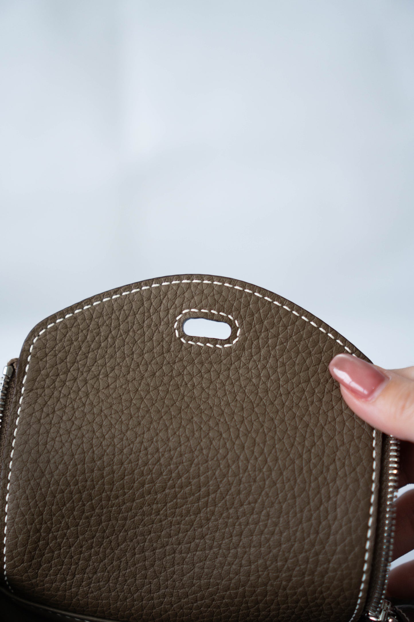 Mini Lind – Etoupe Clemence with Palladium Hardware