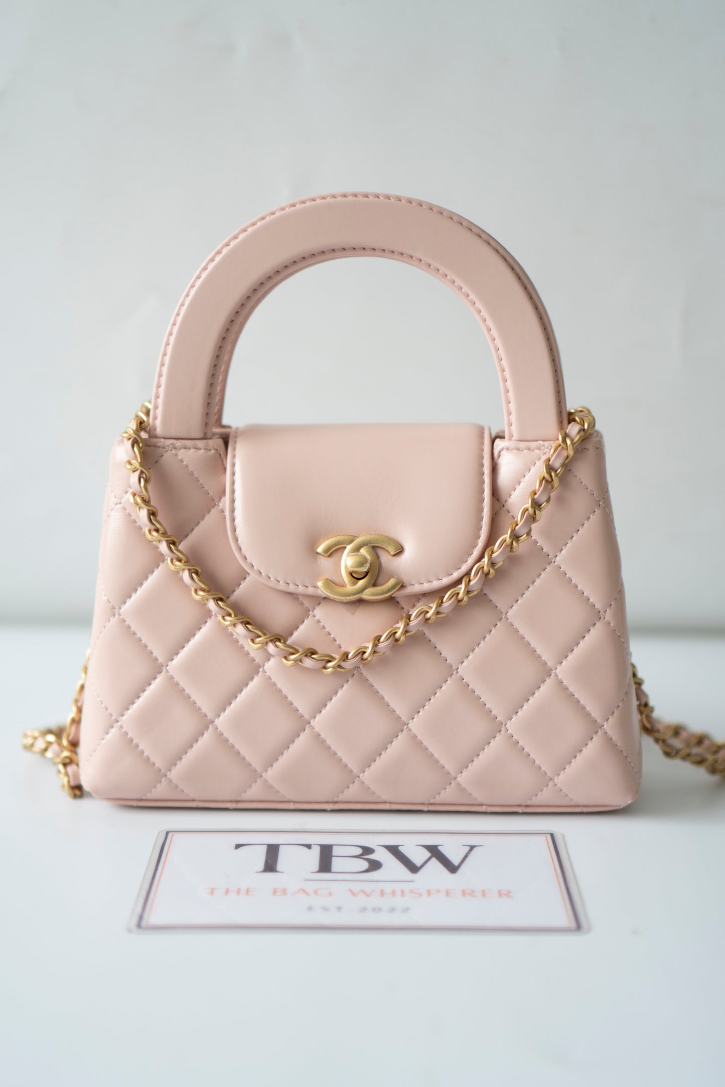 Kelly – Powder Pink Calfskin with Aged Gold Hardware