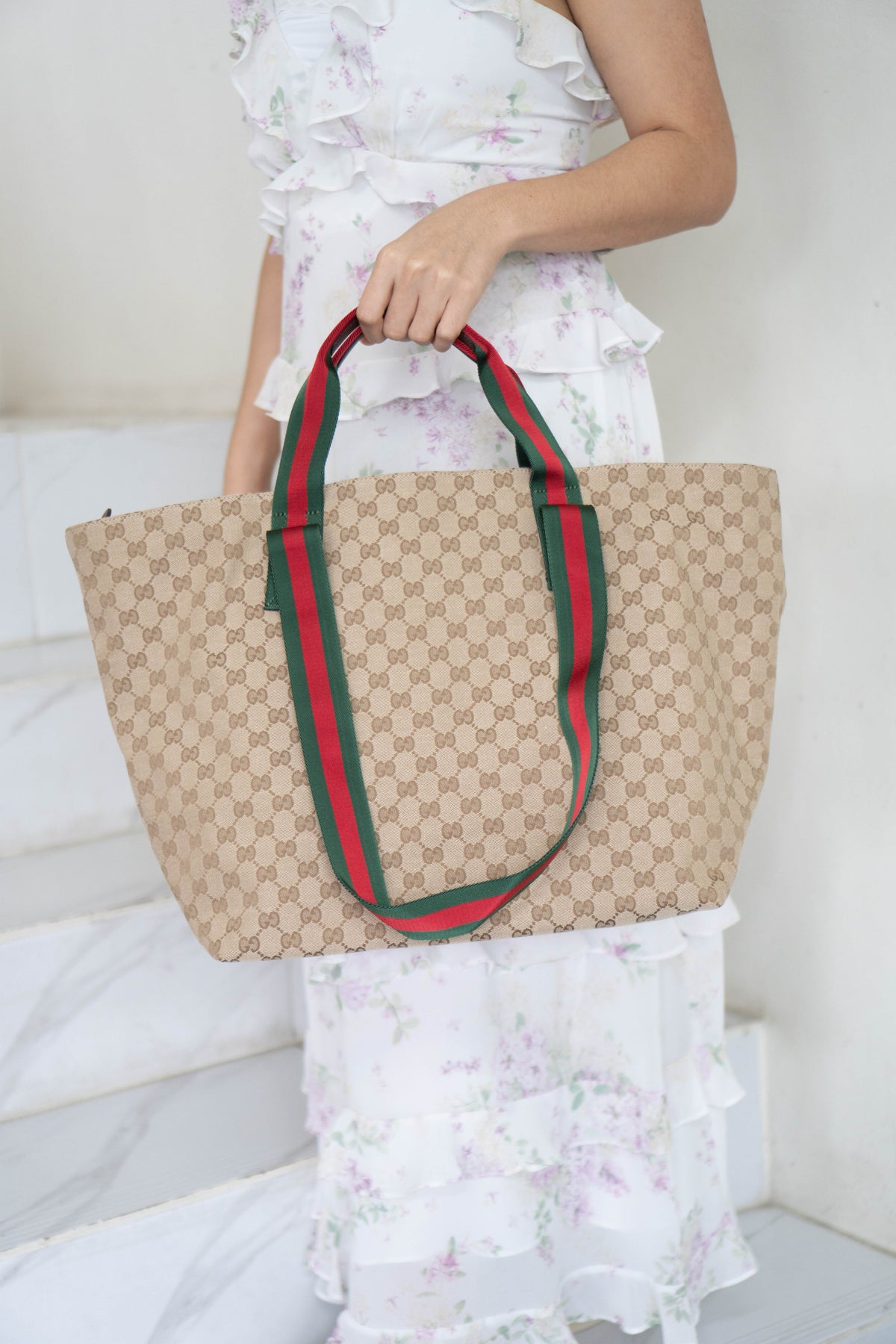 GG Canvas Web Strap Large Tote Bag – Beige & Ebony
