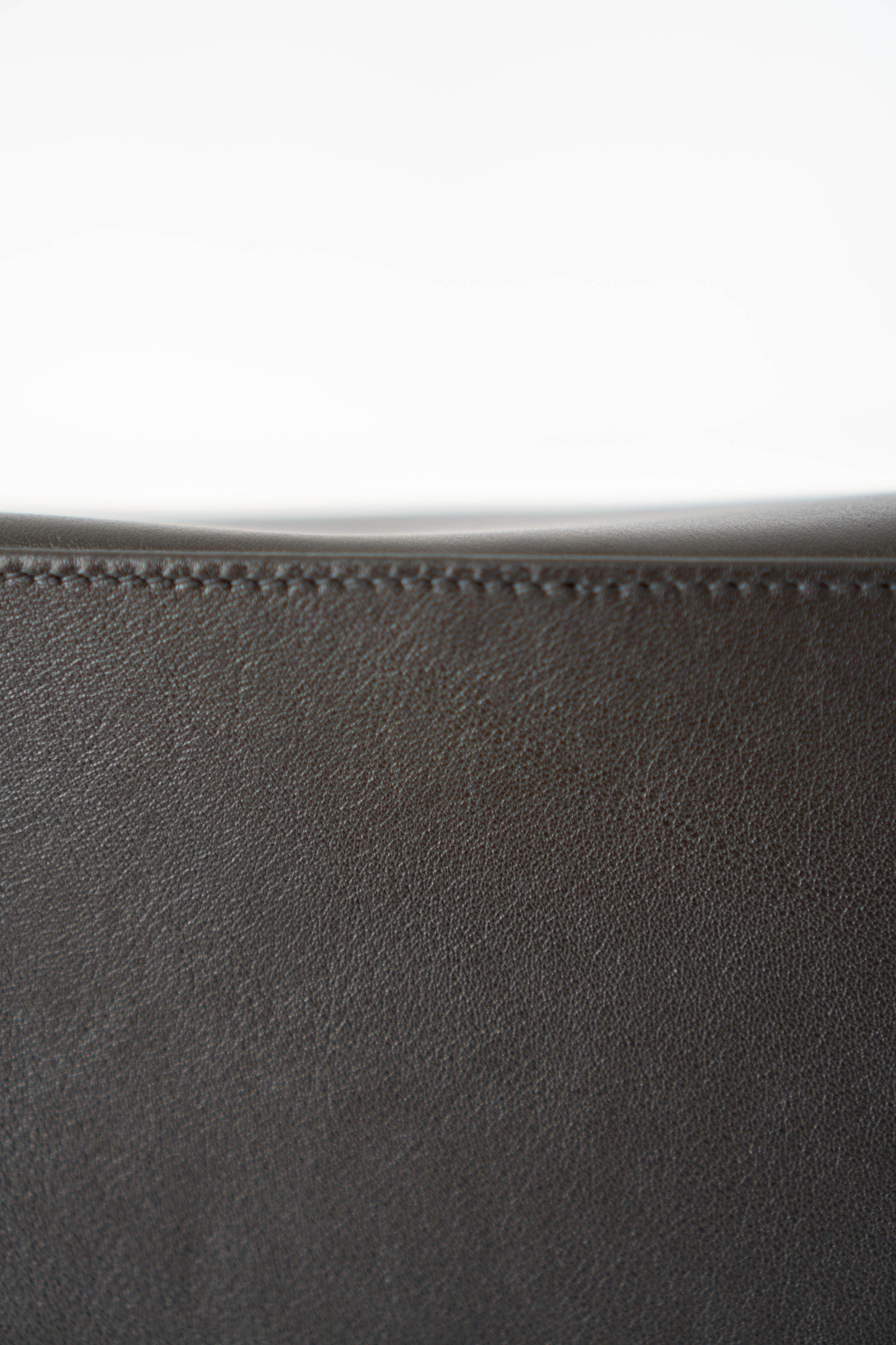 Tool box 20 in Noir Swift Calfskin with Palladium Hardware