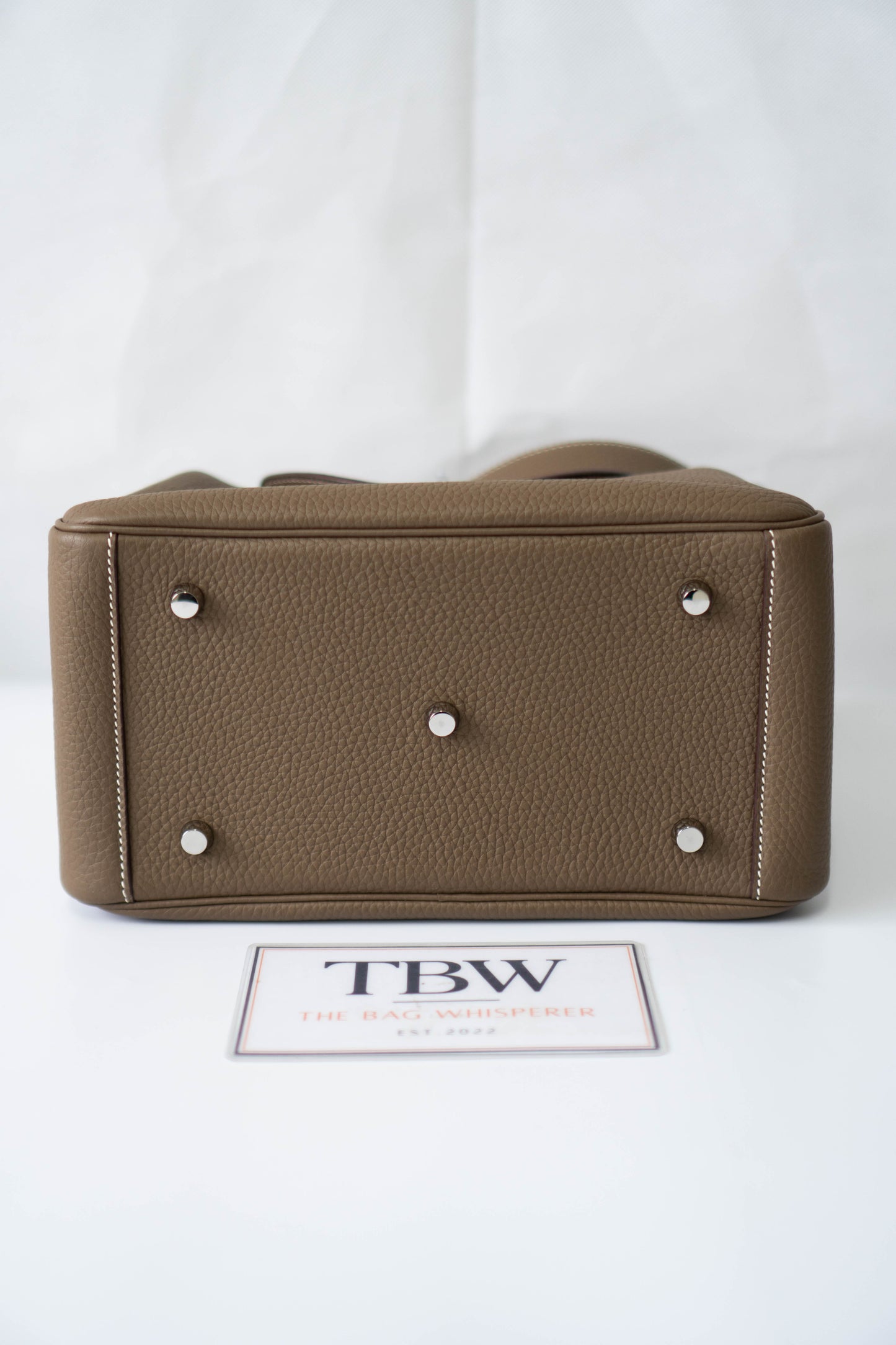 Lind 26 – Etoupe Clemence with Palladium Hardware