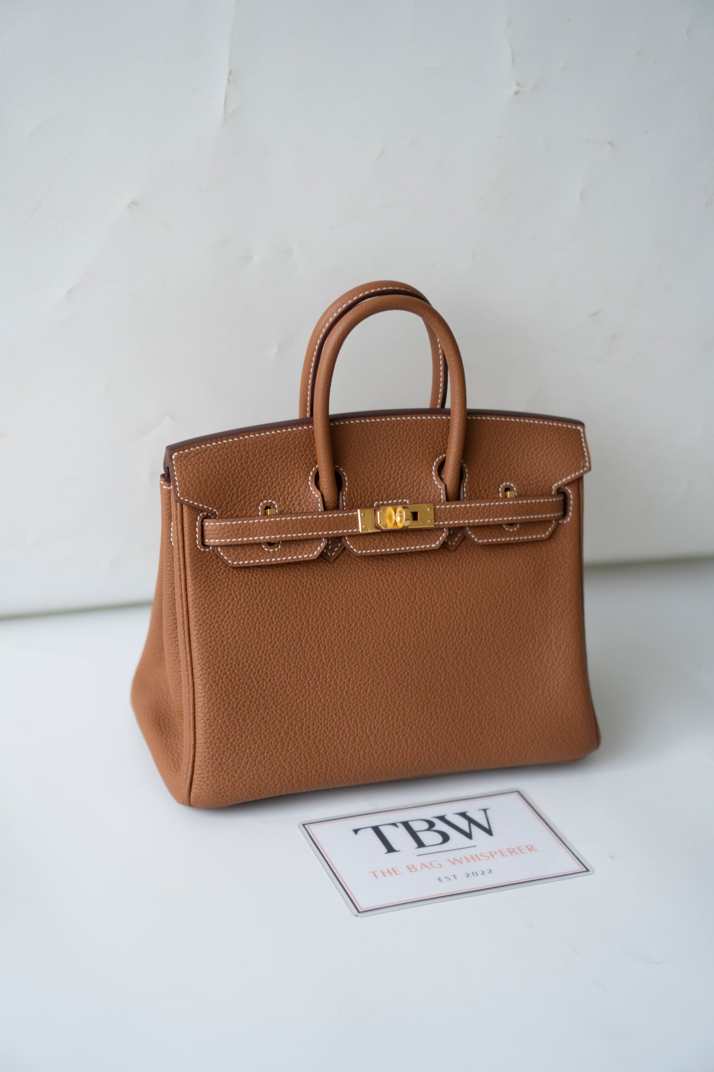 BK 25 – Gold Togo Leather with Gold Hardware