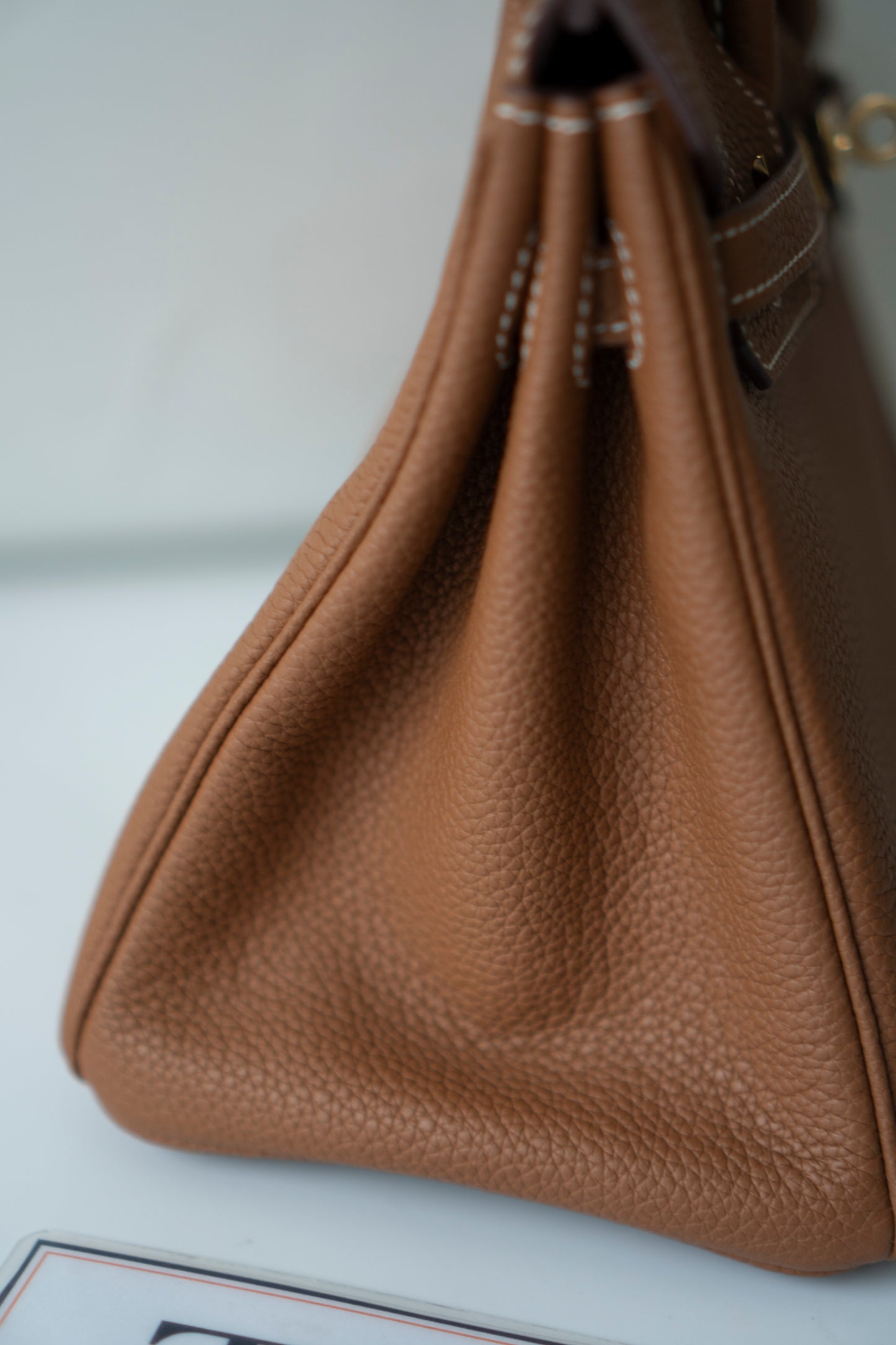 BK 25 – Gold Togo Leather with Gold Hardware