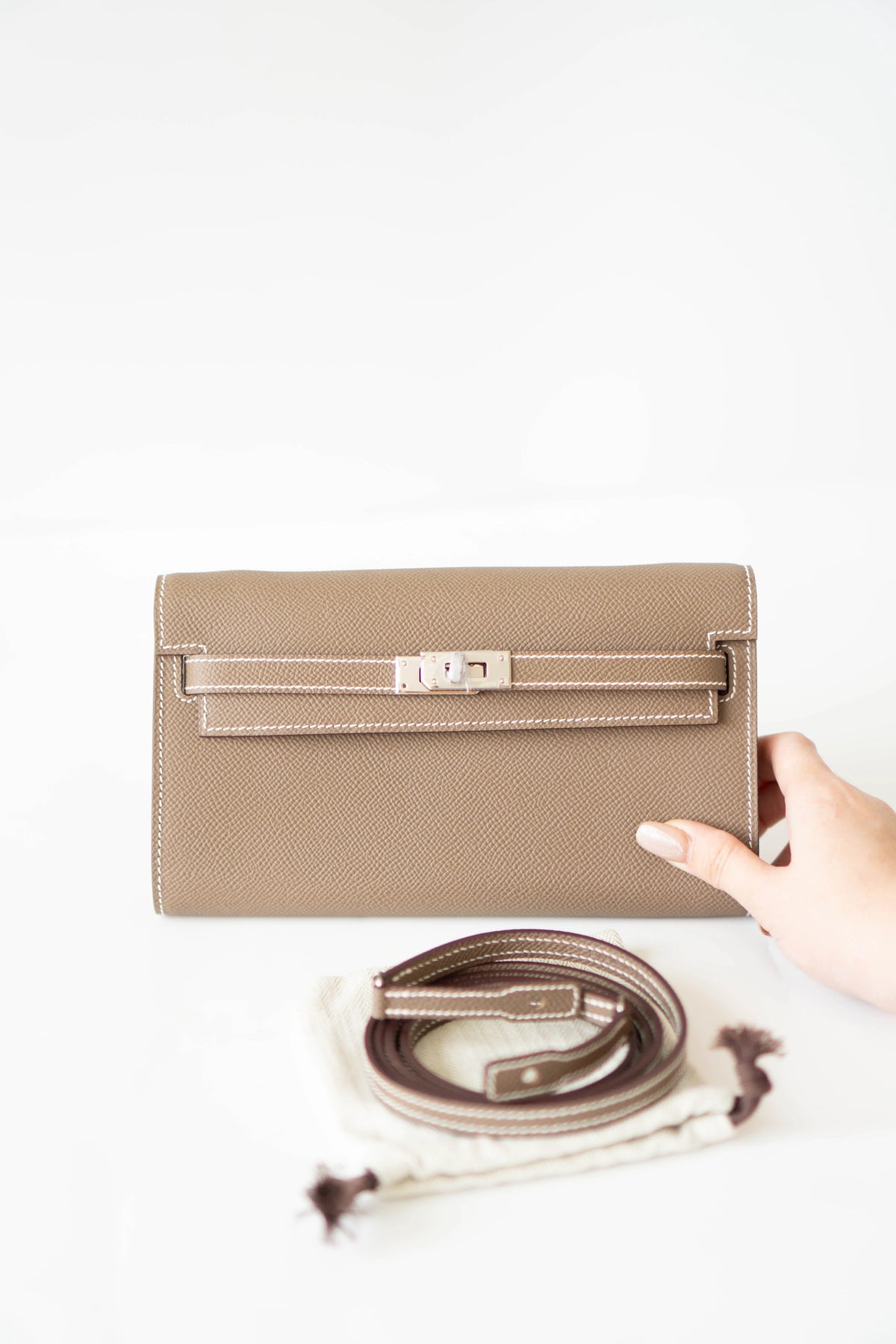 KL To Go Wallet in Etoupe Epsom With Palladium Hardware