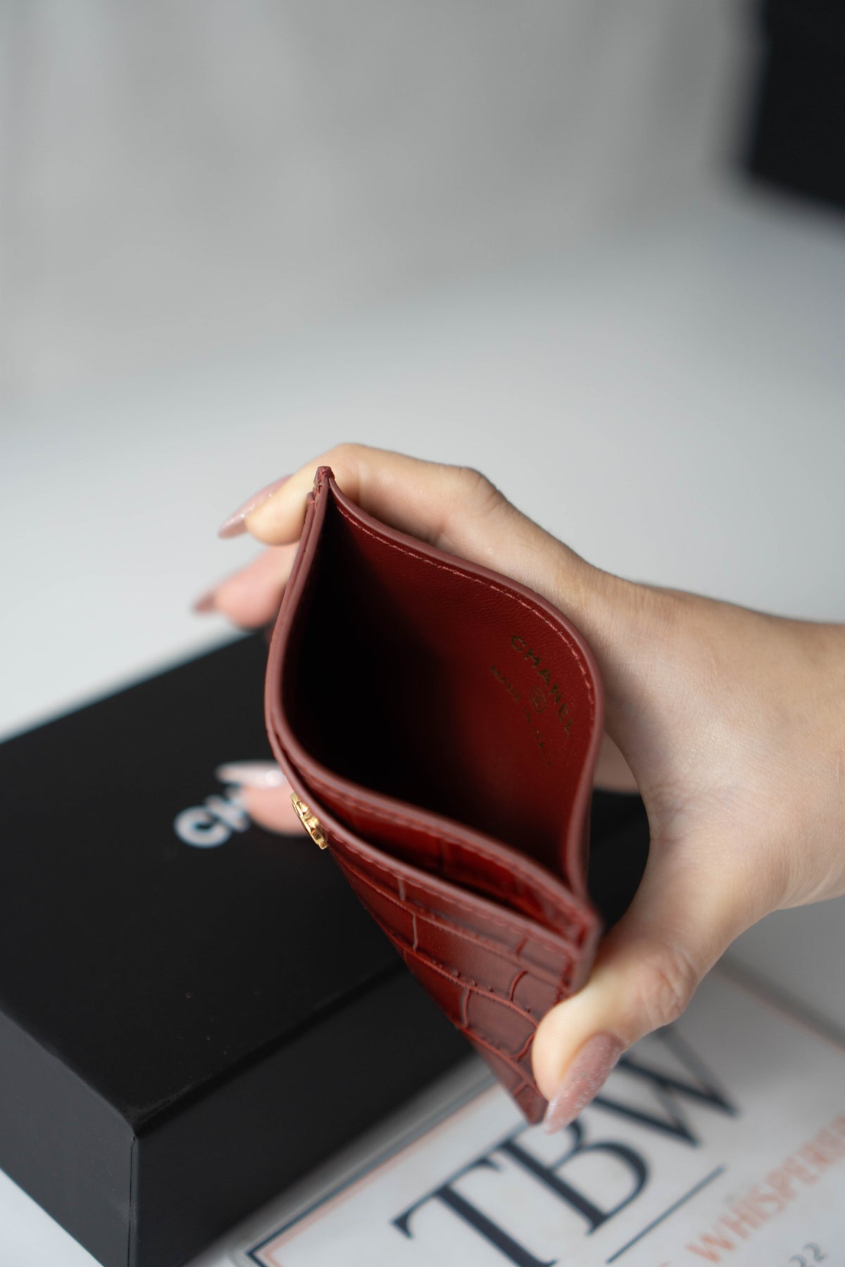 CC Croc-Embossed Leather Card Holder – Burgundy