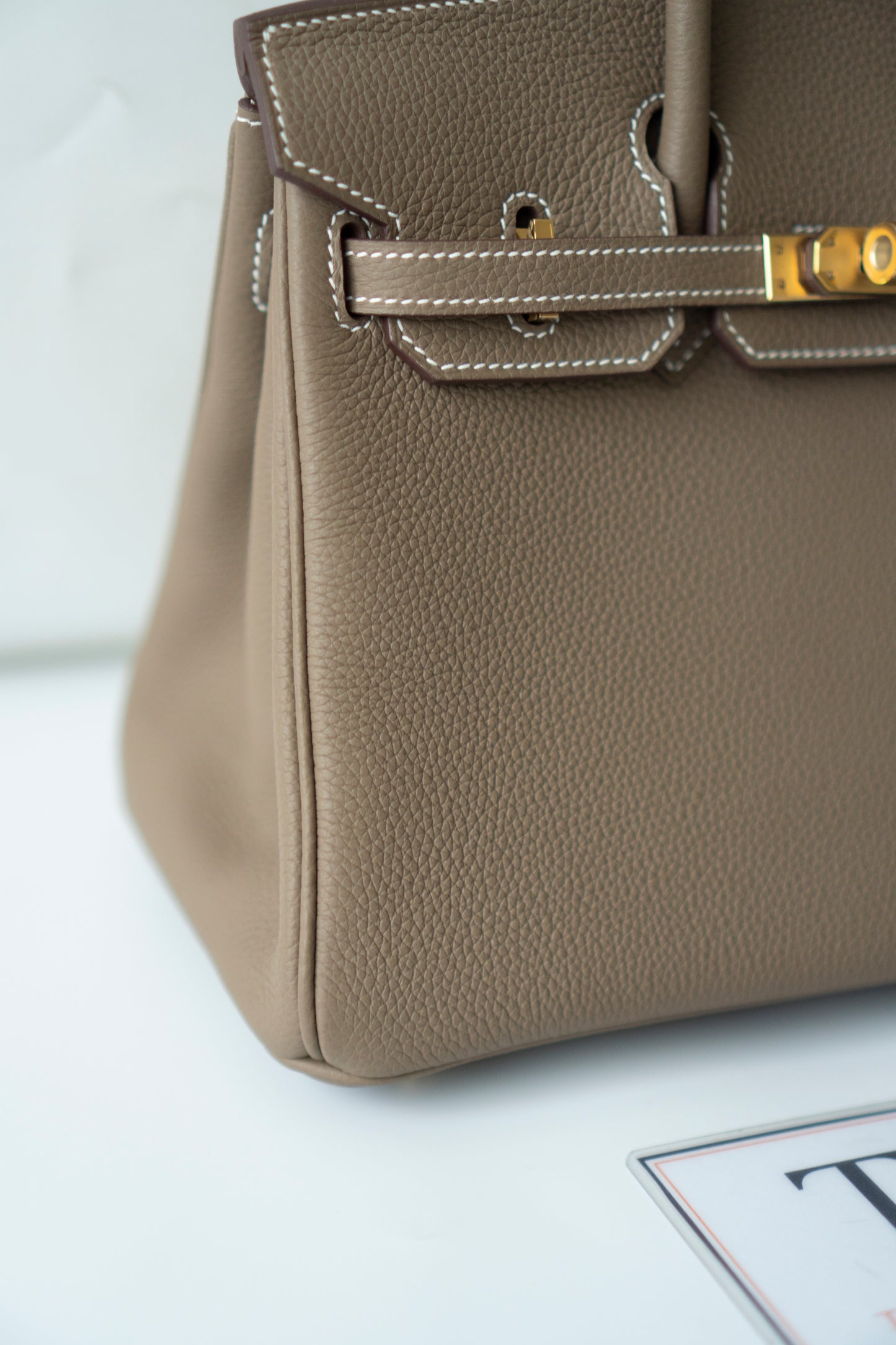 BK 25 – Etoupe Togo Leather with Gold Hardware