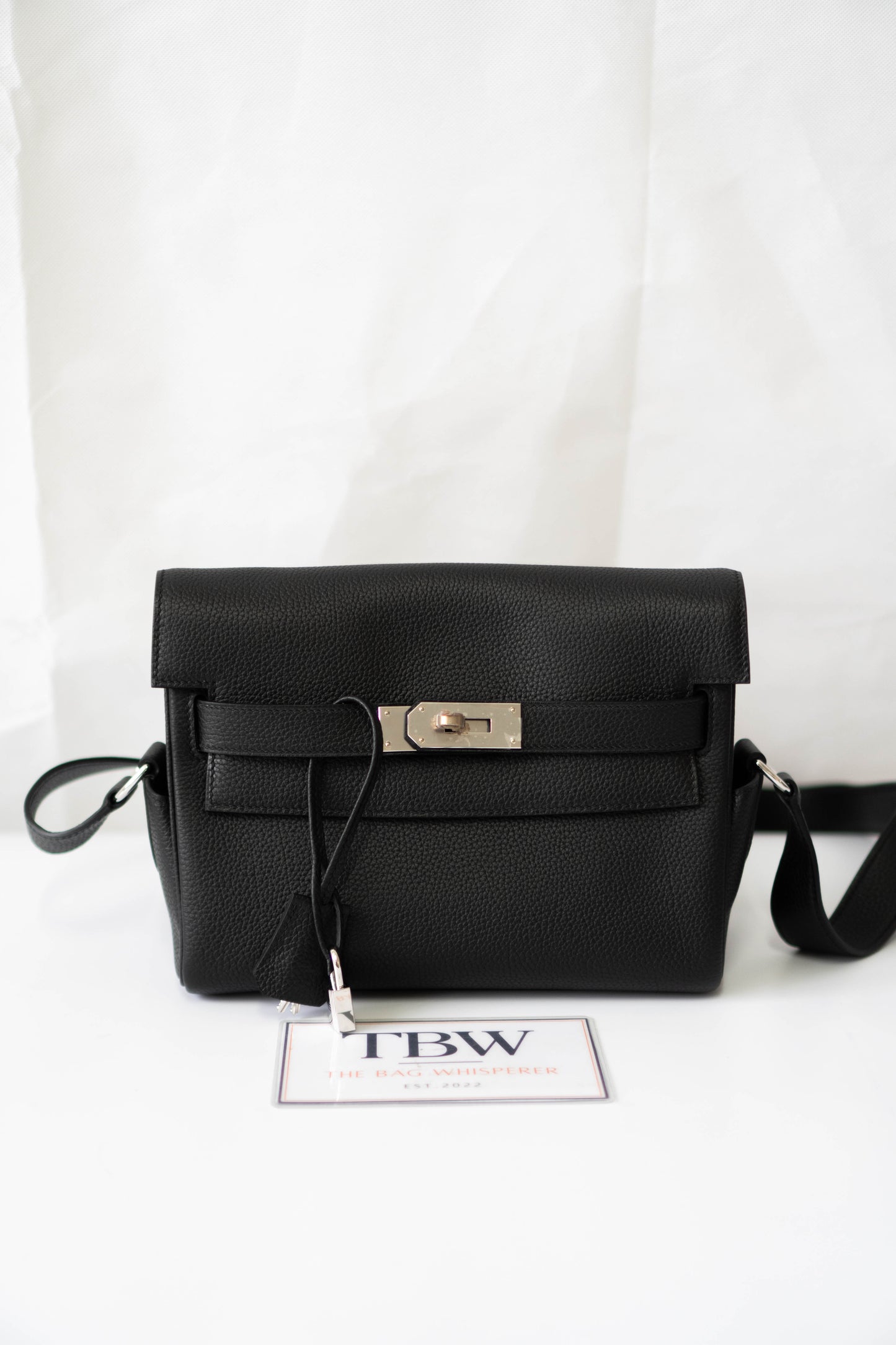 KL Messenger – Noir Togo (With Intricate Leather Veining) with Palladium Hardware