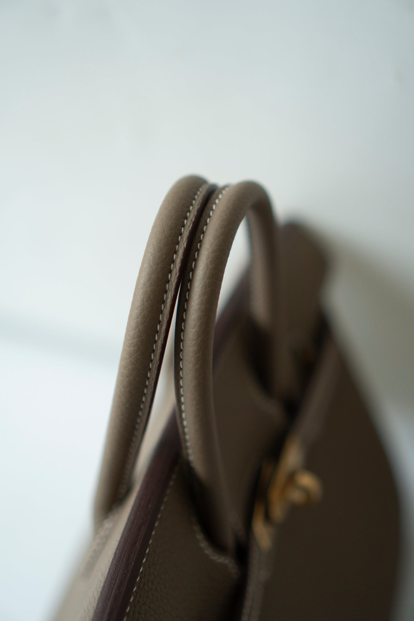 BK 25 – Etoupe Togo Leather with Gold Hardware