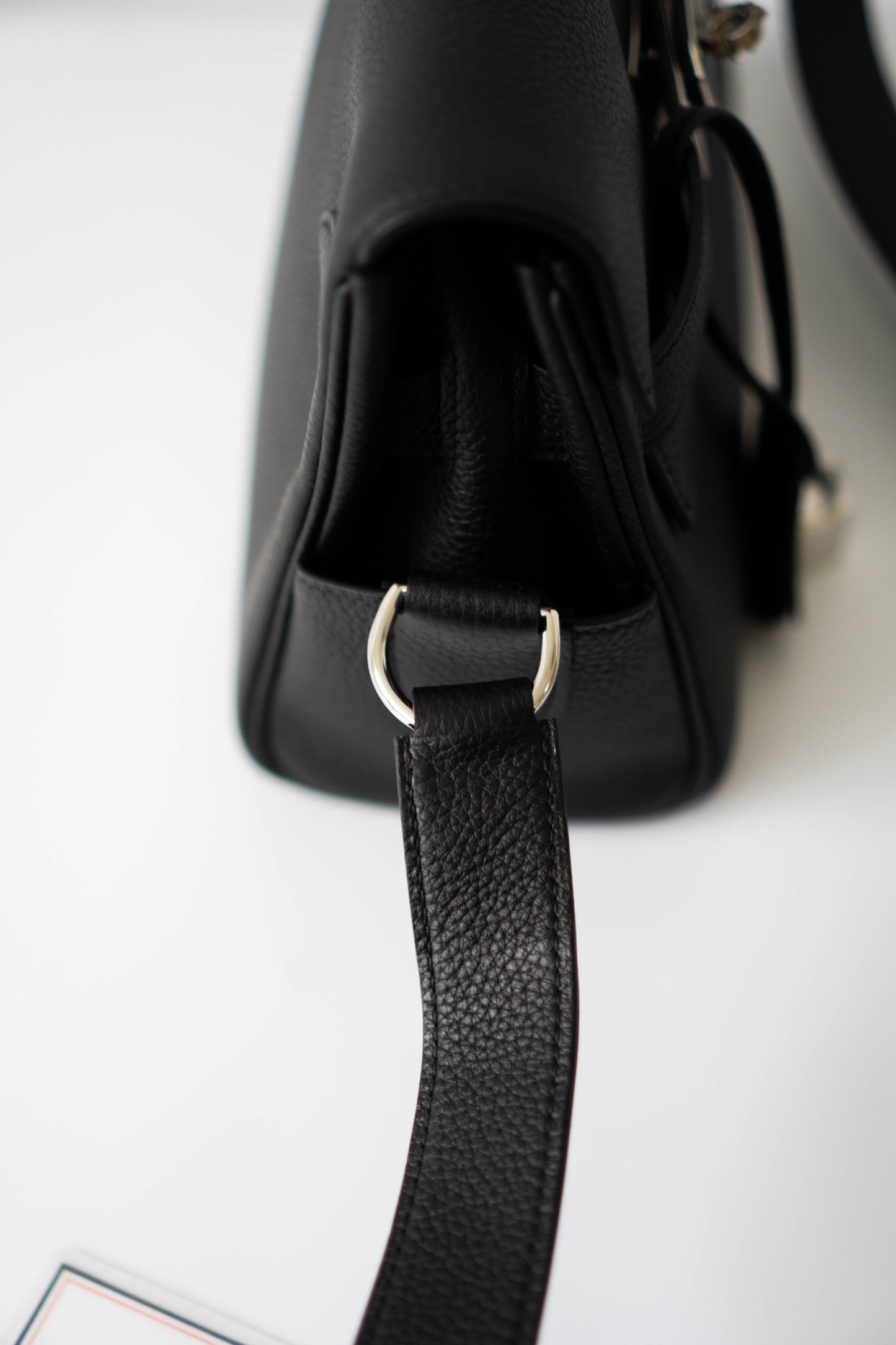 KL Messenger – Noir Togo (With Intricate Leather Veining) with Palladium Hardware