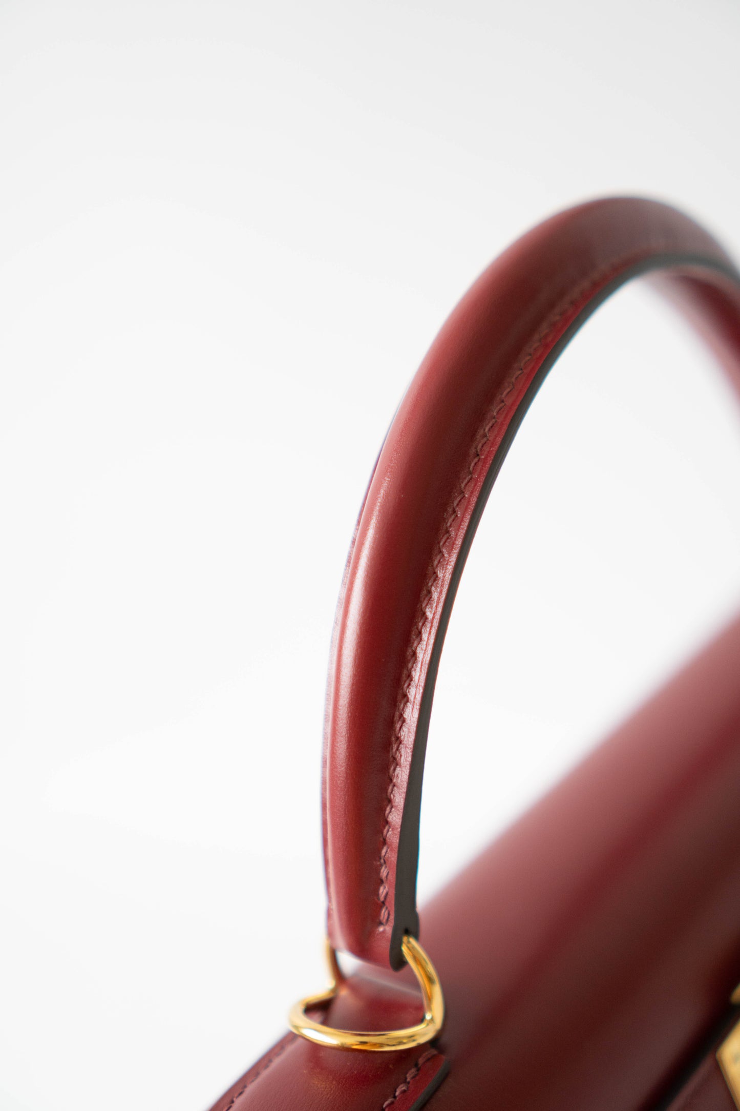 KL 25 Sellier – Rouge H Box Leather with Gold Hardware