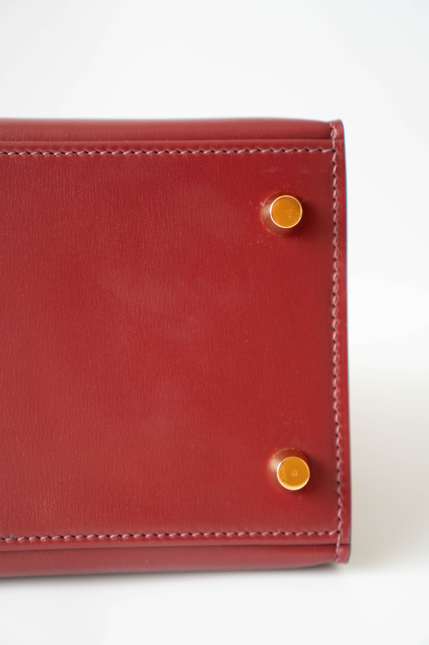 KL 25 Sellier – Rouge H Box Leather with Gold Hardware