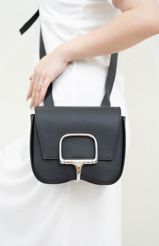Della in Noir Epsom with Palladium Hardware