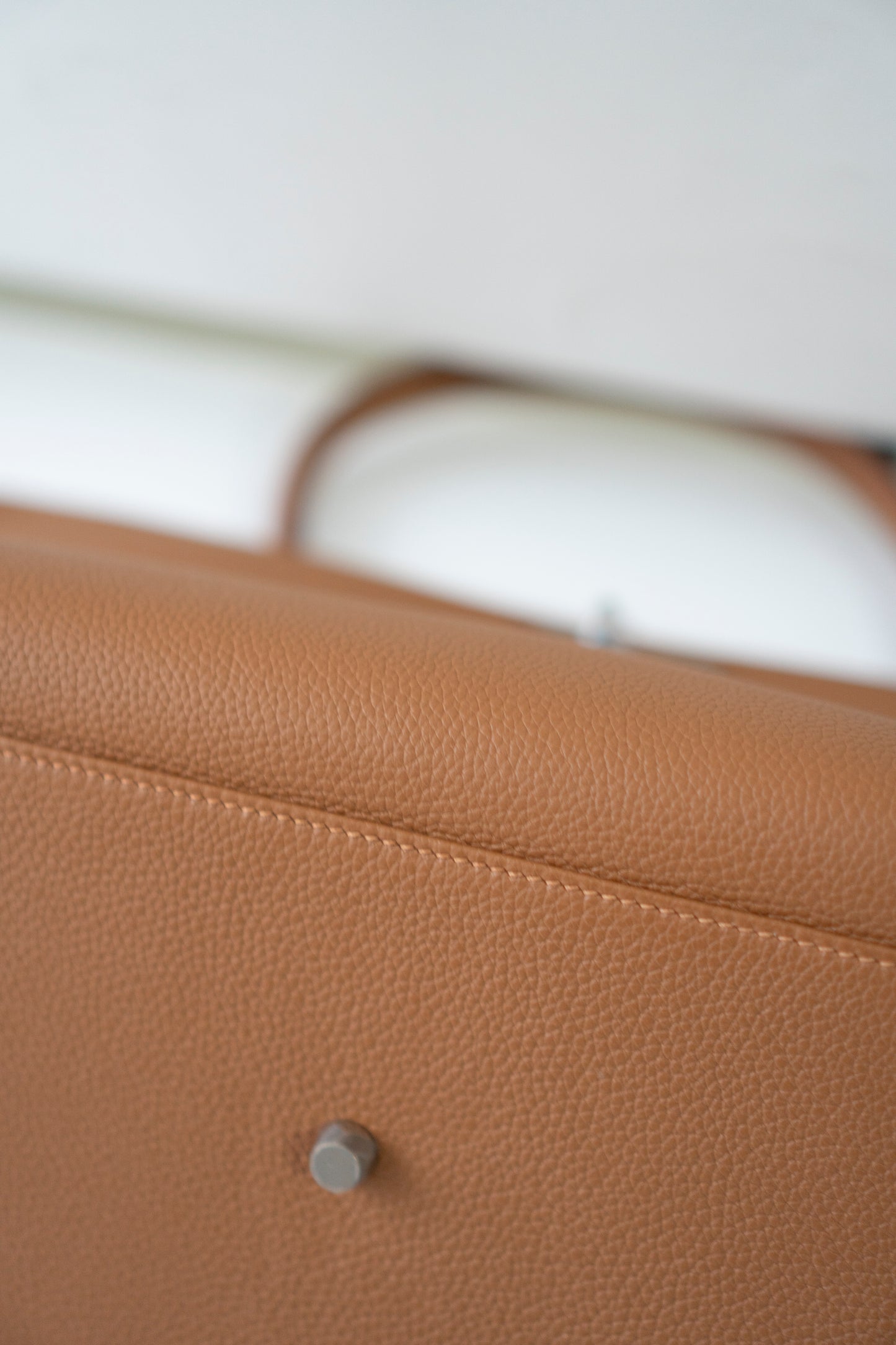 KL Shoulder 42 – Gold Clemence Leather with Palladium Hardware