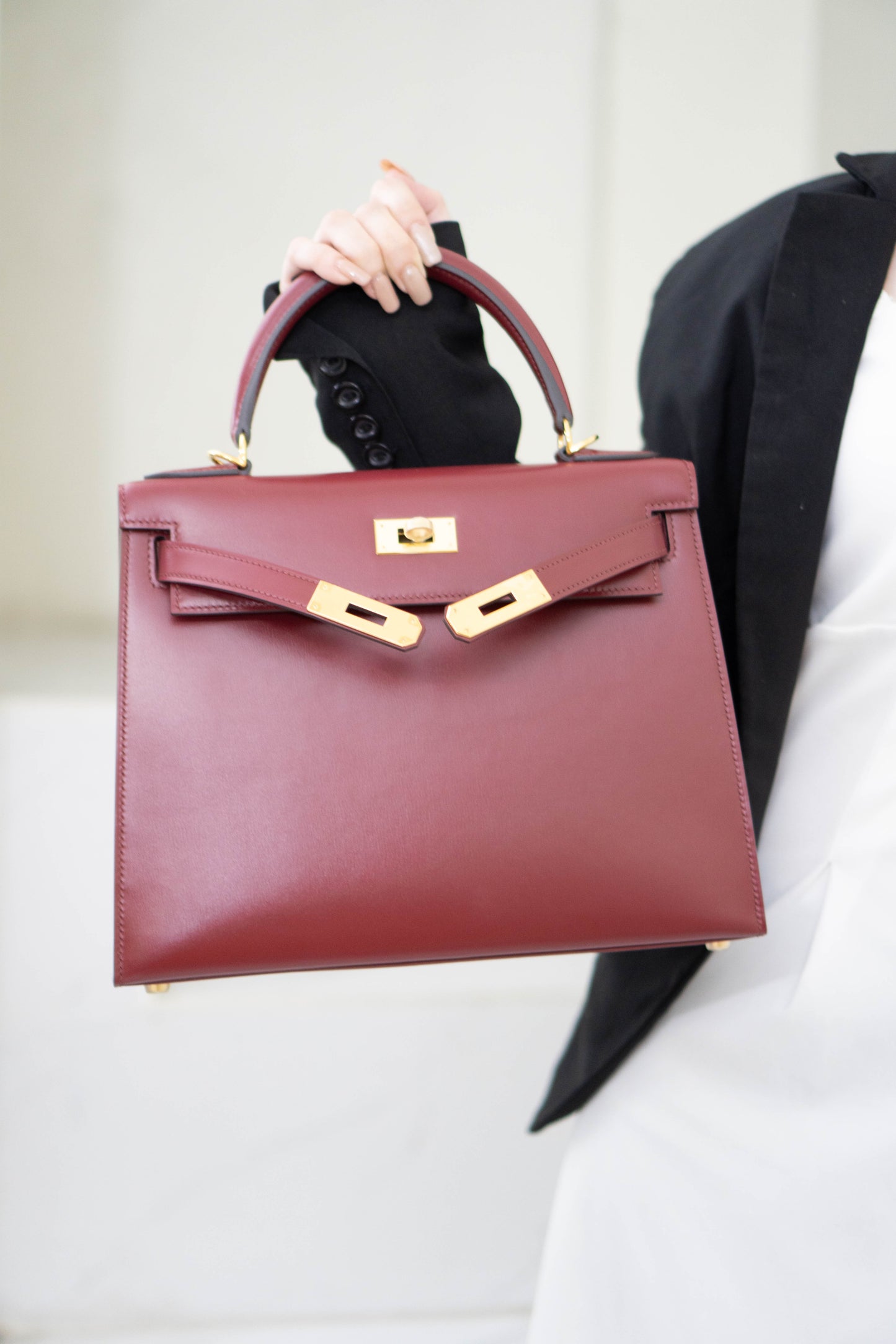 KL 25 Sellier – Rouge H Box Leather with Gold Hardware
