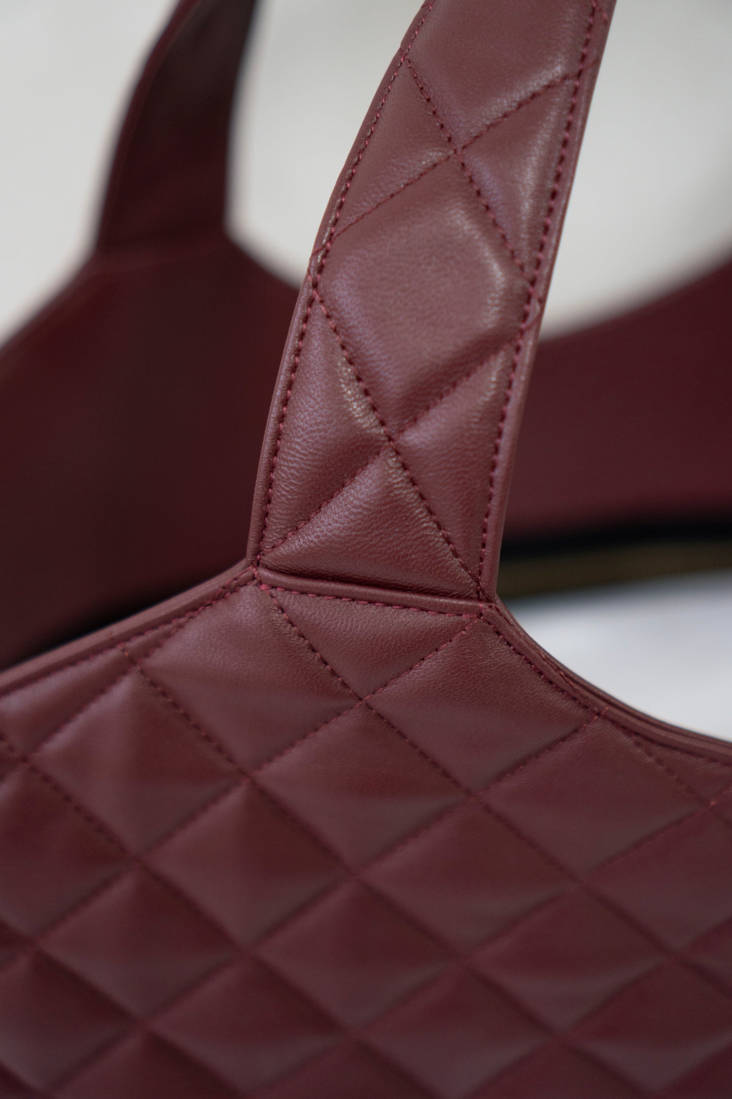 Icare Medium Tote – Bordeaux Lambskin with Gold Hardware