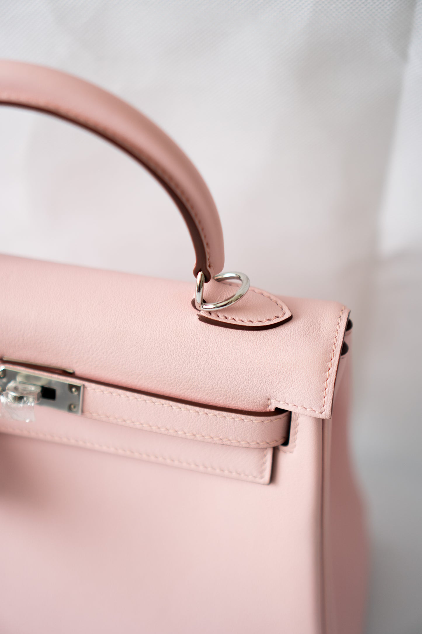 KL 25 Top Handle Bag – Rose Sakura Swift with Palladium Hardware