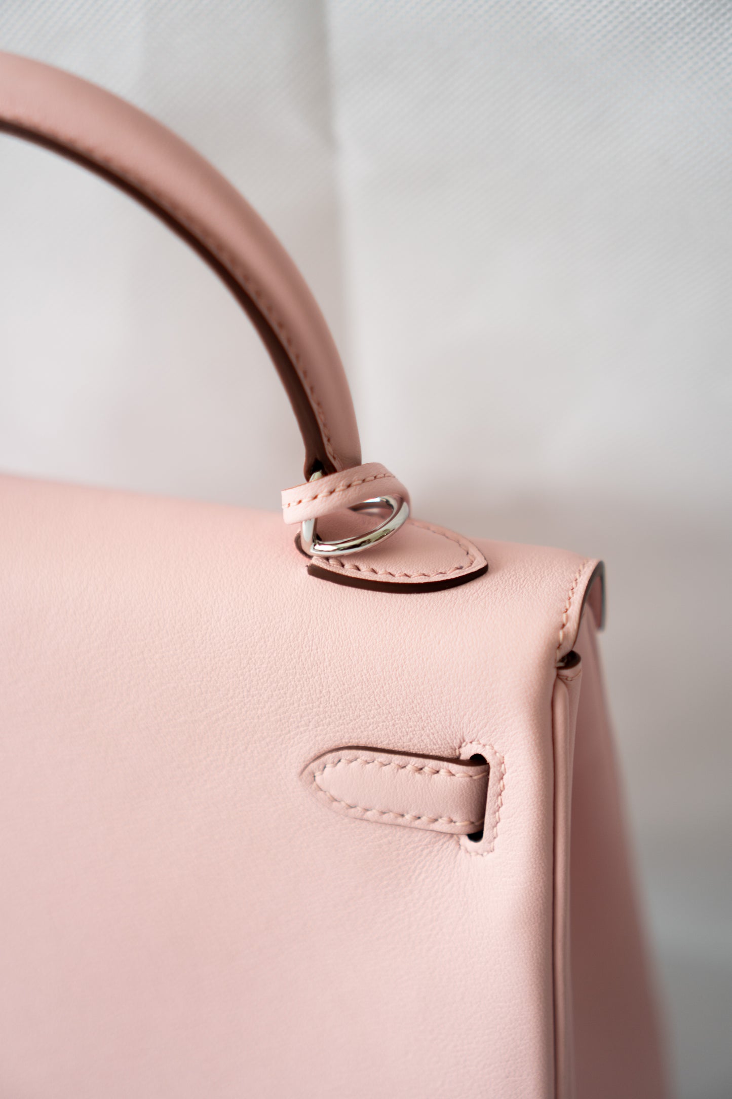 KL 25 Top Handle Bag – Rose Sakura Swift with Palladium Hardware