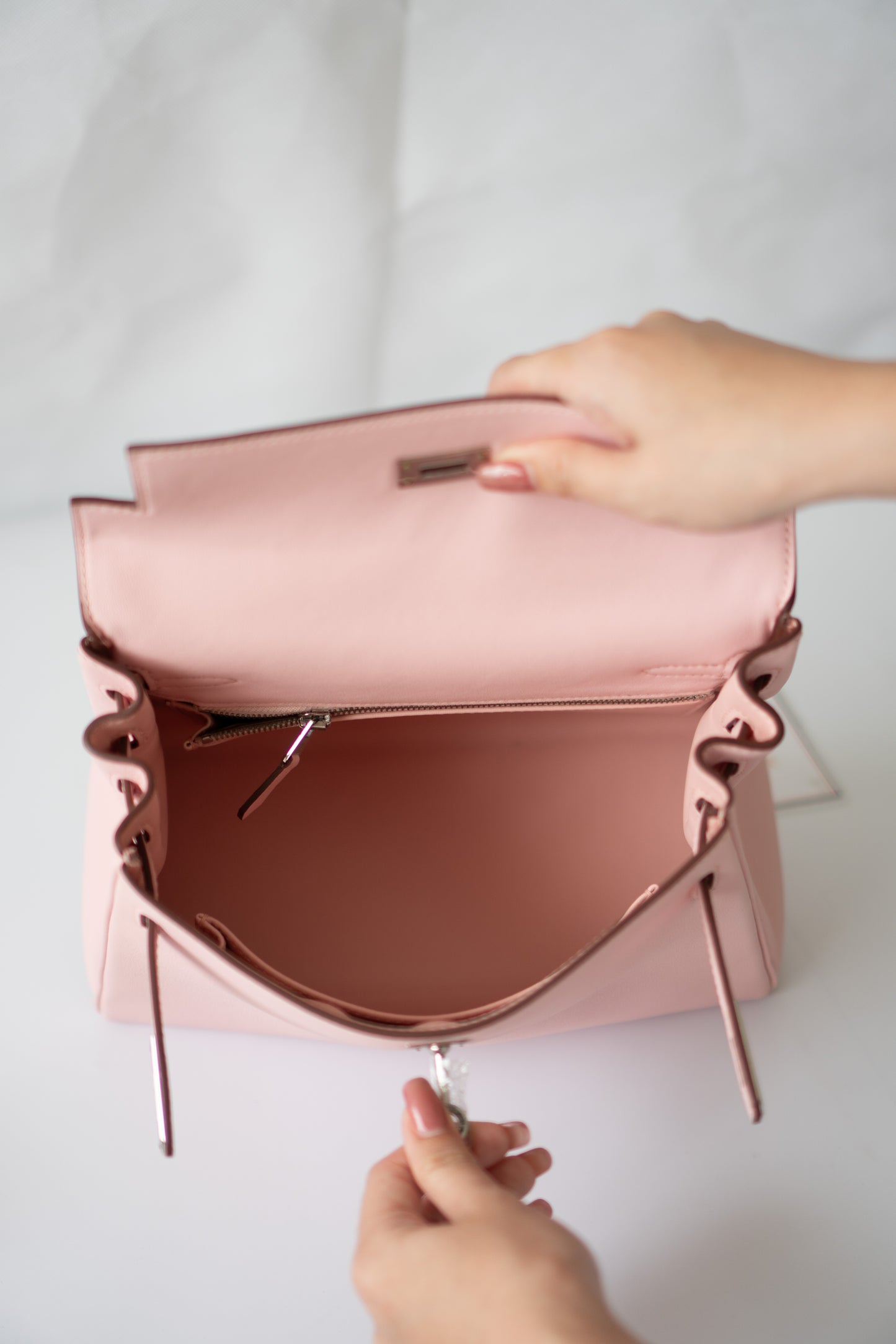 KL 25 Top Handle Bag – Rose Sakura Swift with Palladium Hardware