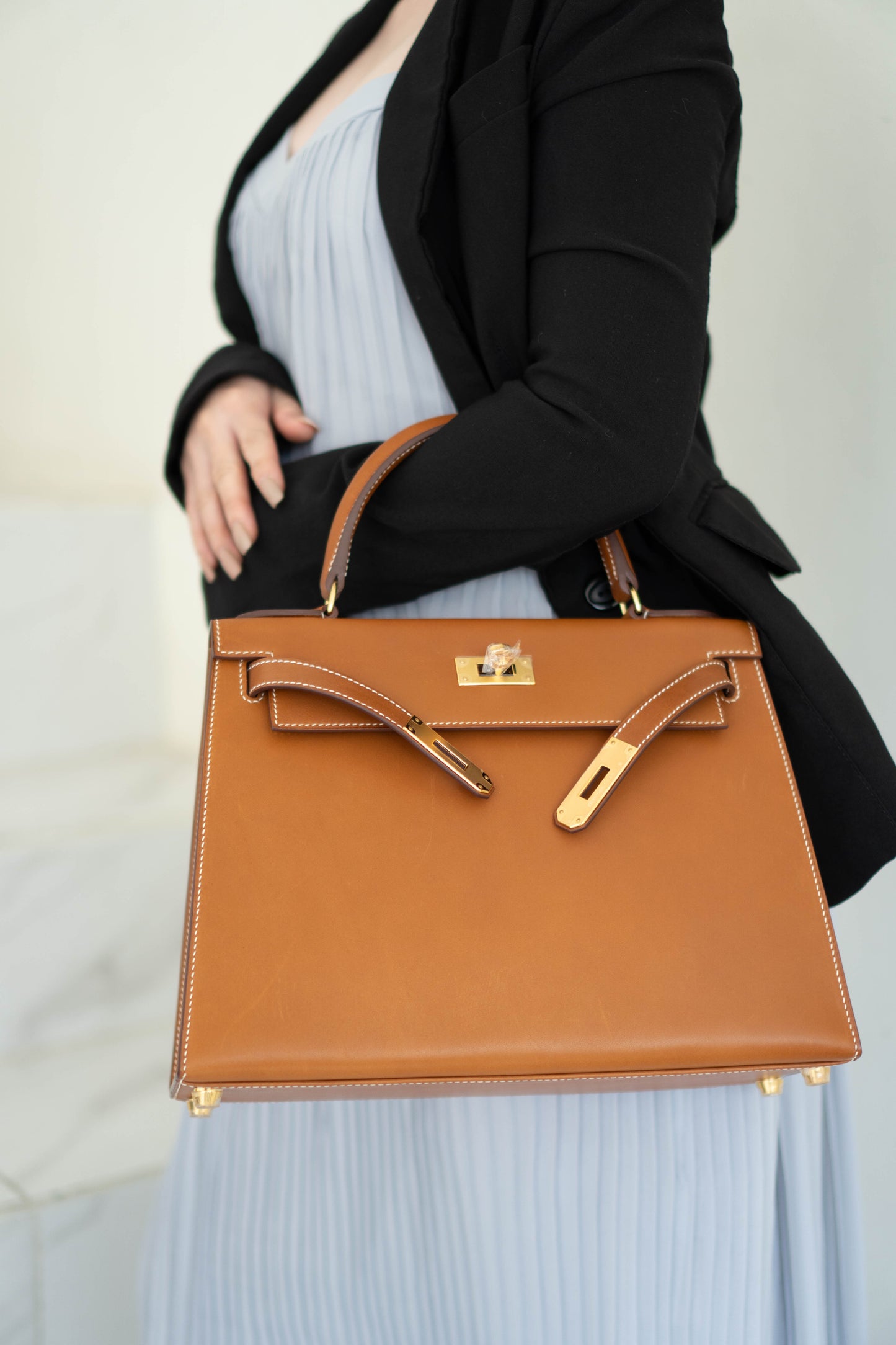 KL 28 Sellier in Barenia Leather with Gold Hardware