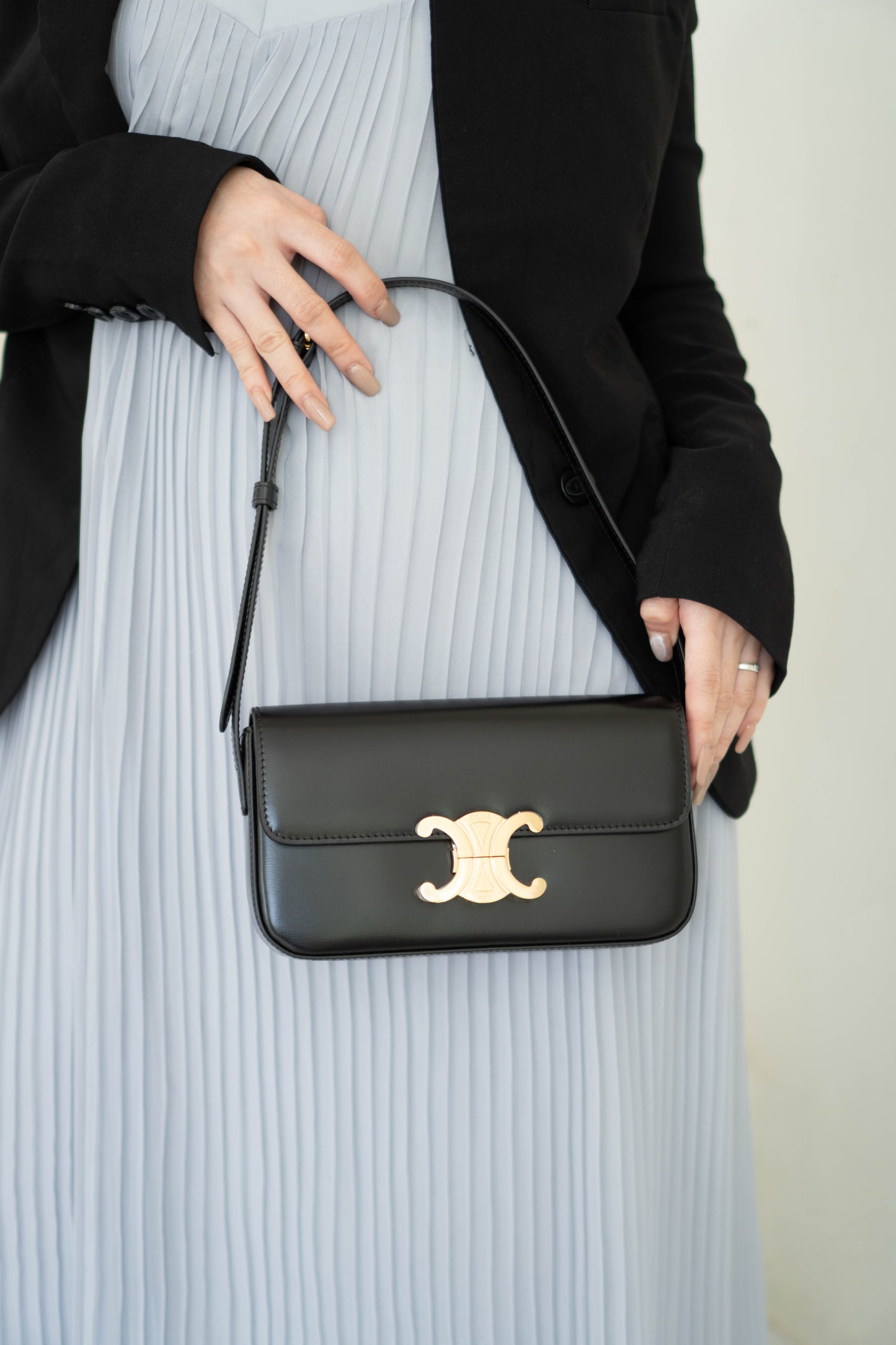 Claud Triomphe in Shiny Calfskin with Gold Hardware
