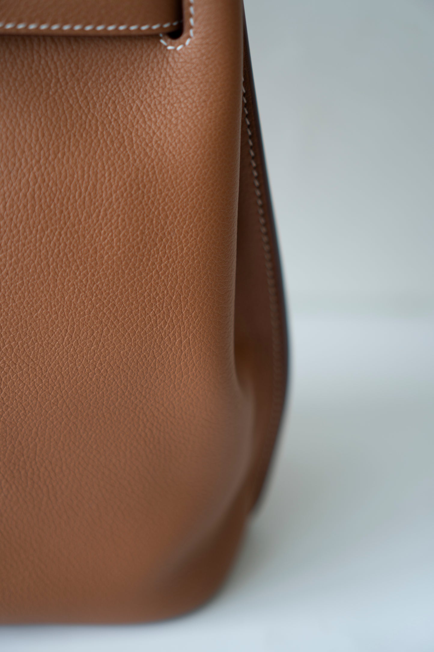So Kelly Mini – Gold Evercolor Leather with Palladium Hardware (no logo)