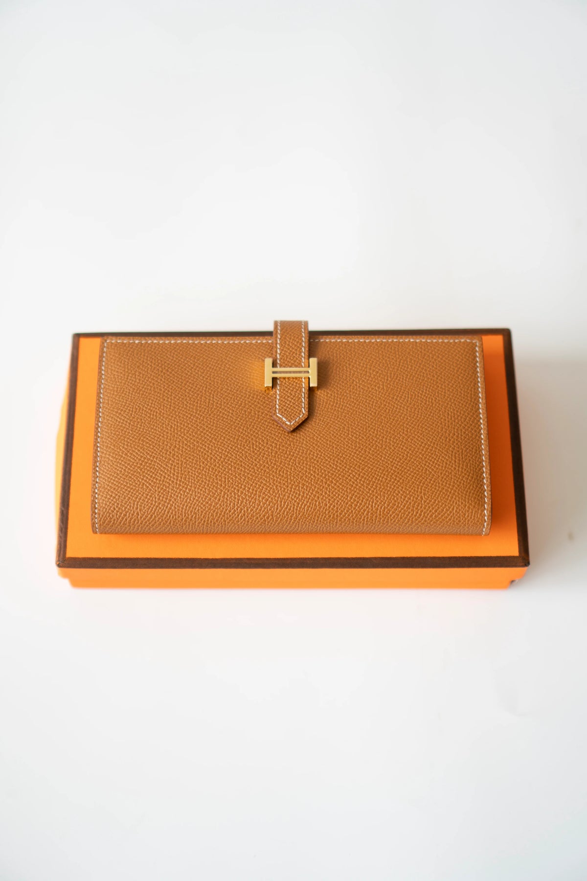 Long Epsom Wallet – Gold with Gold Hardware